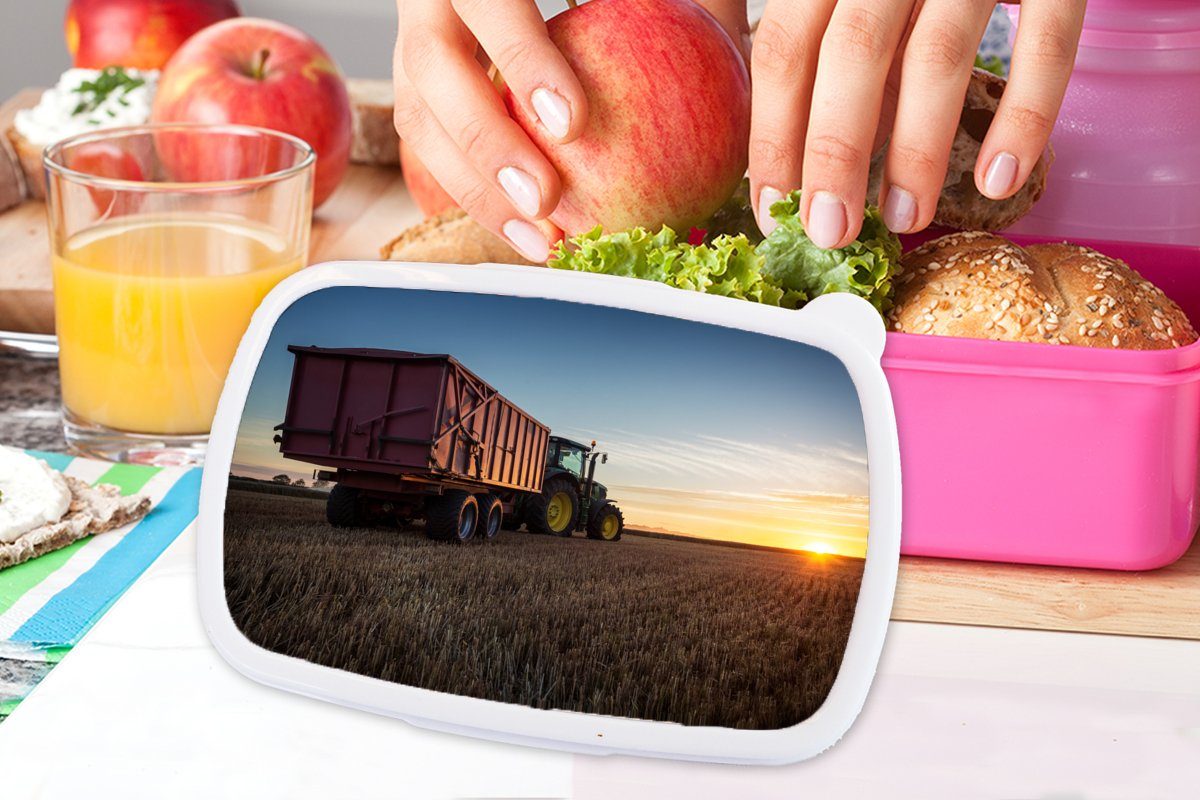 Kunststoff, MuchoWow Sonnenuntergang Kunststoff Grün - - Brotdose - Traktor Mädchen, Horizont rosa Erwachsene, - für - Brotbox Grün Landleben, Snackbox, Lunchbox (2-tlg), Kinder,