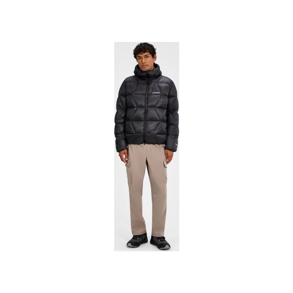 Berghaus Daunenjacke Explorer Down Jacket AM Hochfunktionale Herrenjacke für Outdoor und Alltag, die auch bei