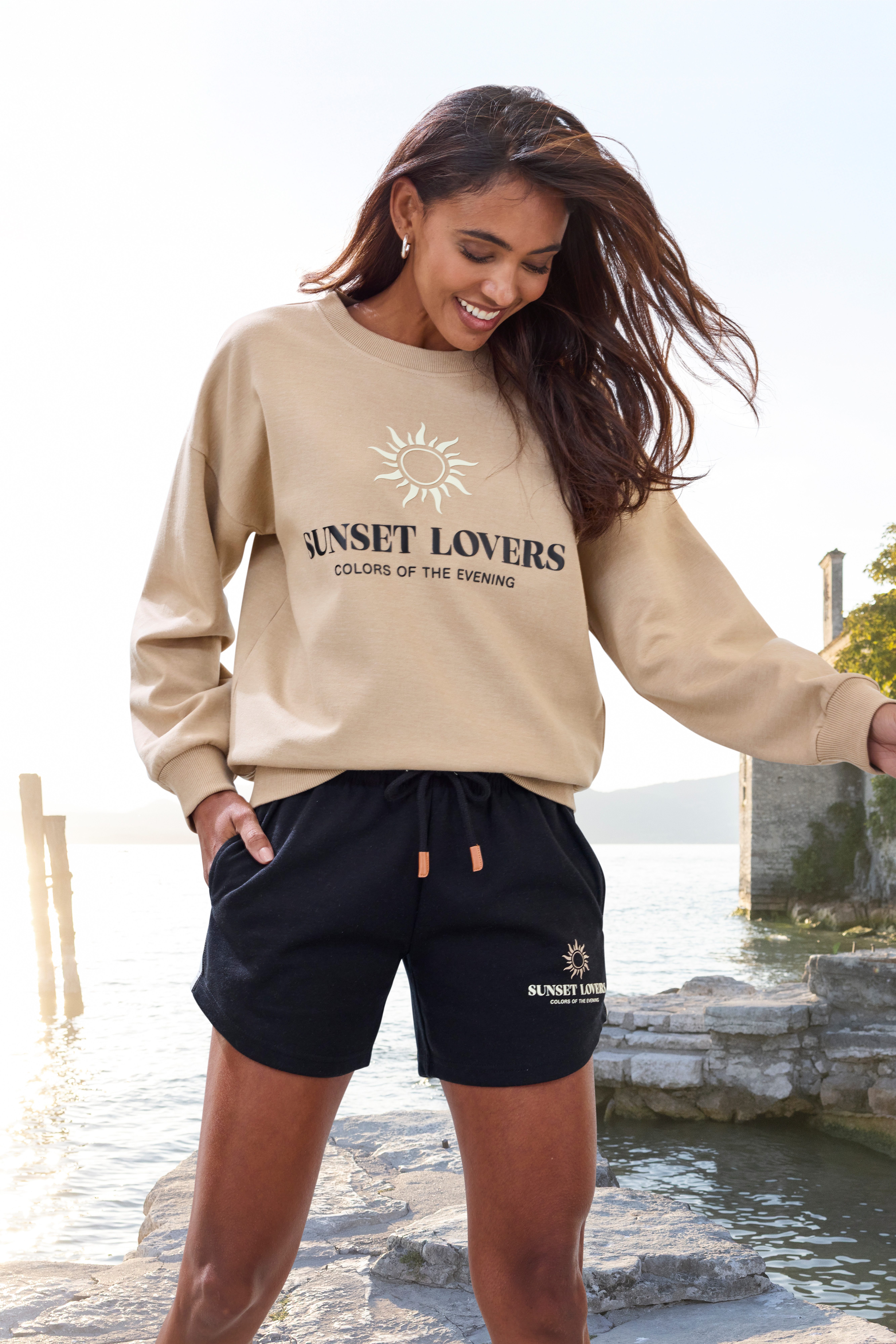 H.I.S Sweatshirt mit großem Front-Print, Loungewear