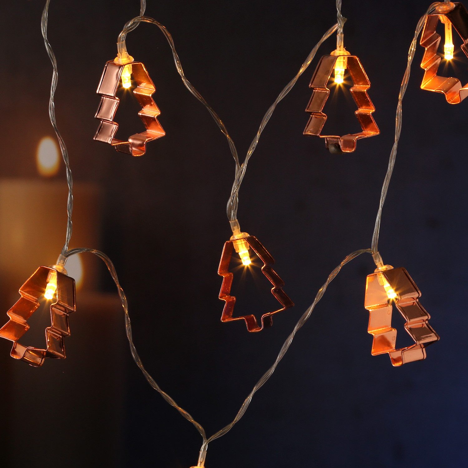 MARELIDA LED-Lichterkette kupferfarbene Tannenbäume als Backförmchen Keksausstecher Weihnachten, 8-flammig