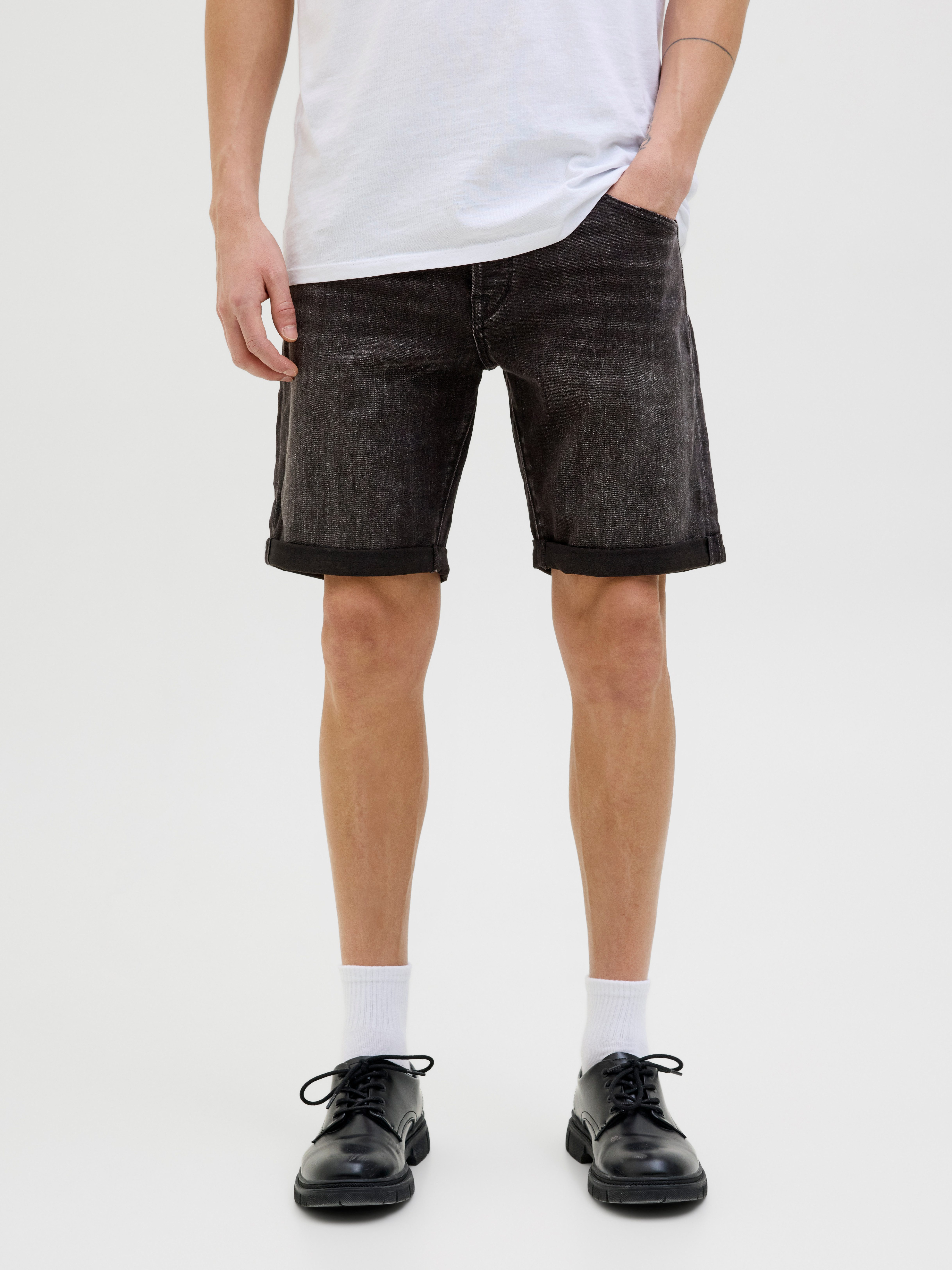 Jack & Jones Shorts JJIRICK JJFOX SHORTS CB 310 SN im Four-Pocket Style