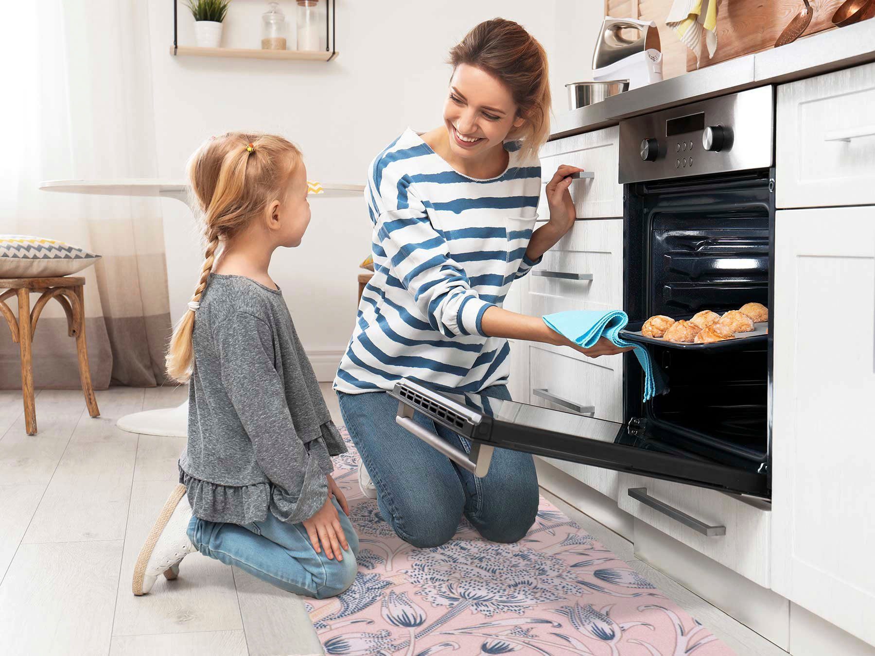 Primaflor-Ideen in Textil Küchenläufer FLOWERS, Made in Belgium, rechteckig, Höhe: 6,5 mm, Motiv Blumen, rutschhemmend, waschbar, Küche