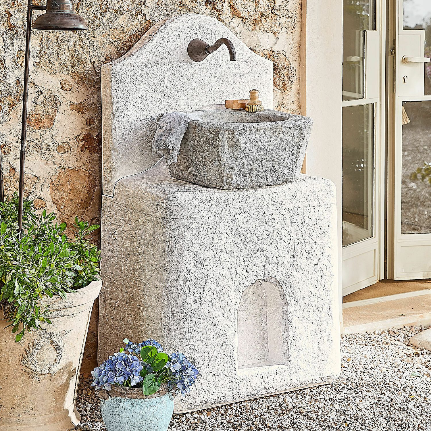 Mirabeau Gartenbrunnen Brunnen Pisticci antikweiß, 66 cm Breite