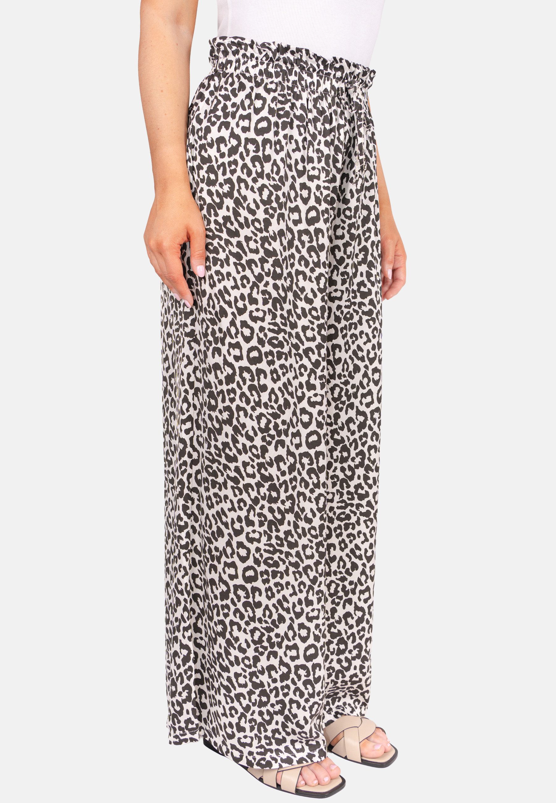 Seasons of April Palazzohose PENELOPE (1-tlg) Leo Hose Damen, Weit, aus Satin, Animal Print, Palazzo Penelope