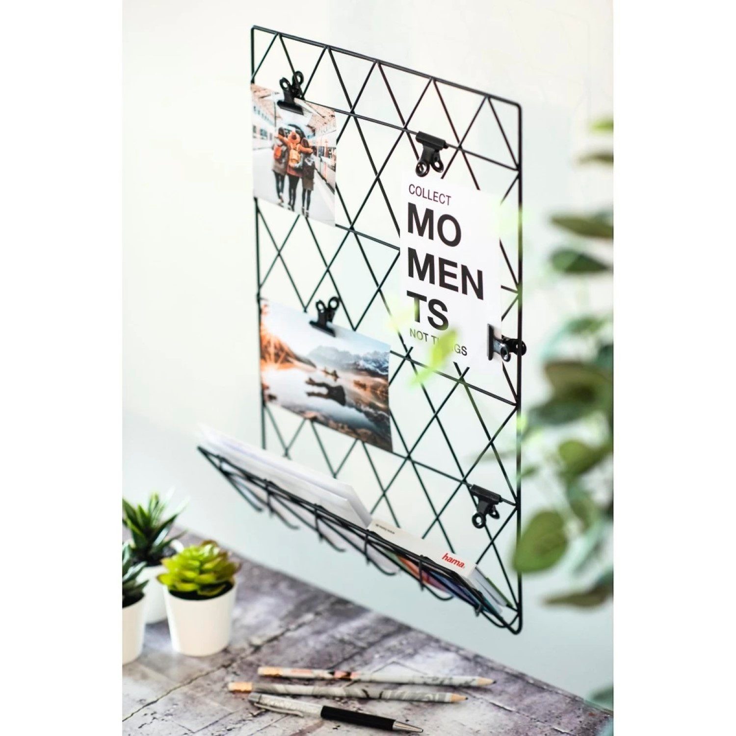 Hama Bilderrahmen Wandgitter Memoboard Gitterwand 30x45cm, (Packung), Set, Fotowand DIY Metall Gitter Wand Deko Mit Ablagefach Klammern Pinnwand