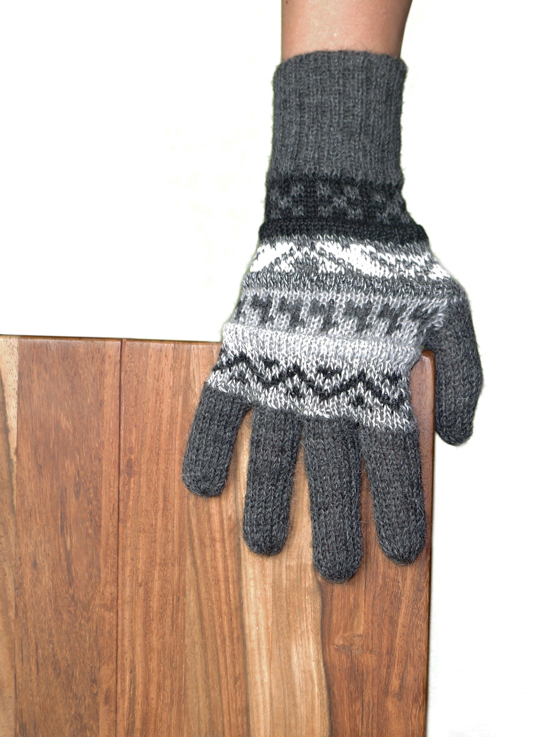 grau dunkel Alpaka Alpakawolle Fingerhandschuhe Posh Gear Guantilissi aus Strickhandschuhe 100%