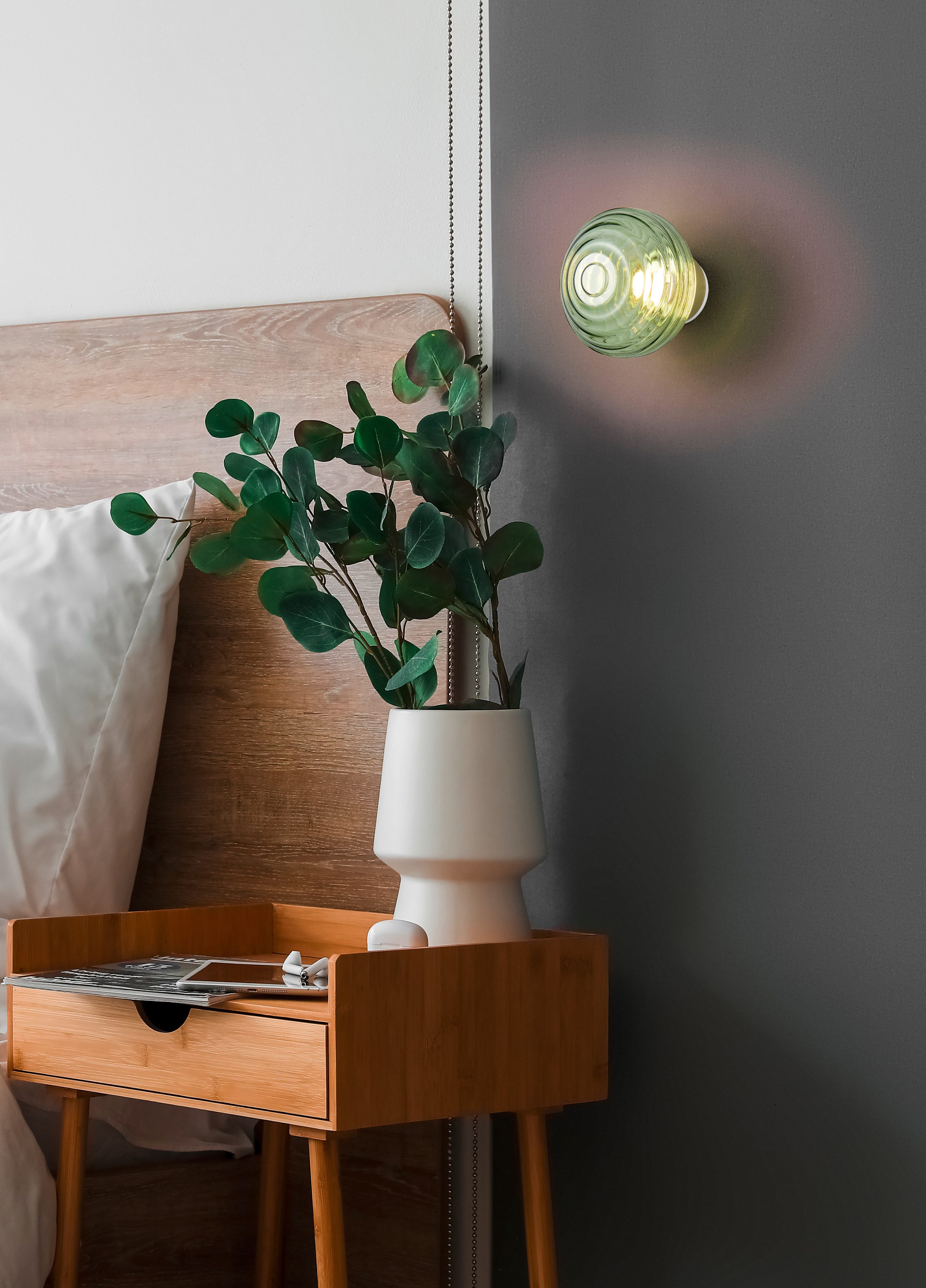 Reality Leuchten LED Wandleuchte EARL, runde Akku Wandlampe mit Touchdimmer, USB-Anschluss Ø 15,5cm, Dimmfunktion, USB-Ladefunktion, mehrere Helligkeitsstufen, LED fest integriert, Warmweiß, Akku Wandlampe Glasschirm, einfache Wandbefestigung, Tiefe 15 cm