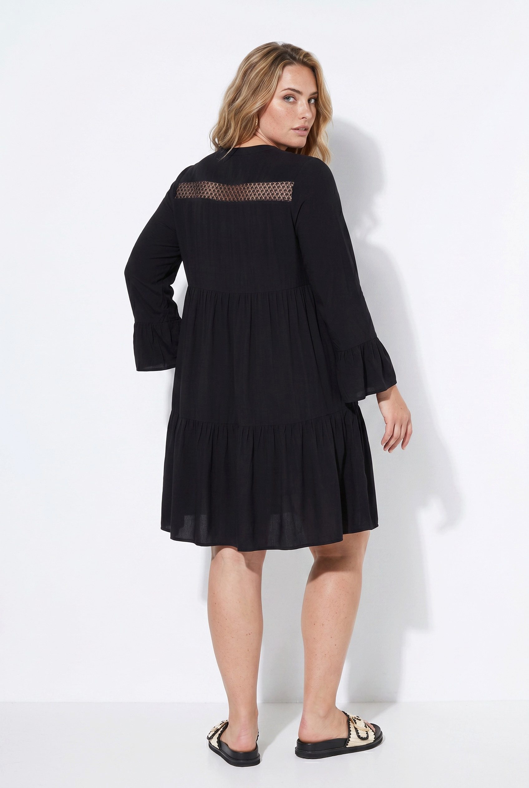 Angel of Style Midikleid Empire-Kleid Lochstickerei-Einsätze Volants