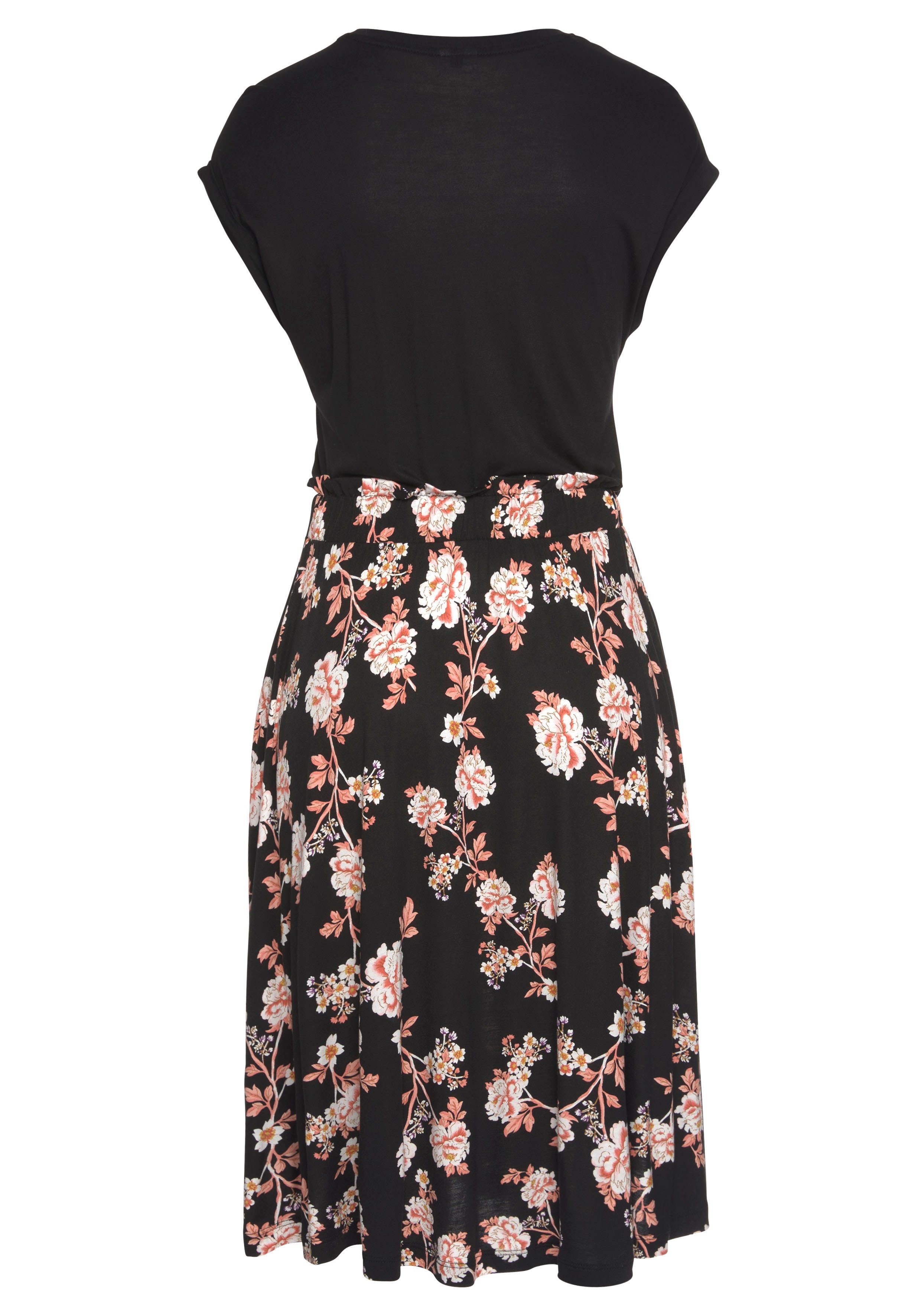 LASCANA Jerseykleid mit bedrucktem Rock, Gummizug in der Taille kurzärmliges Sommerkleid, T-Shirtkleid, Viskosekleid, casual