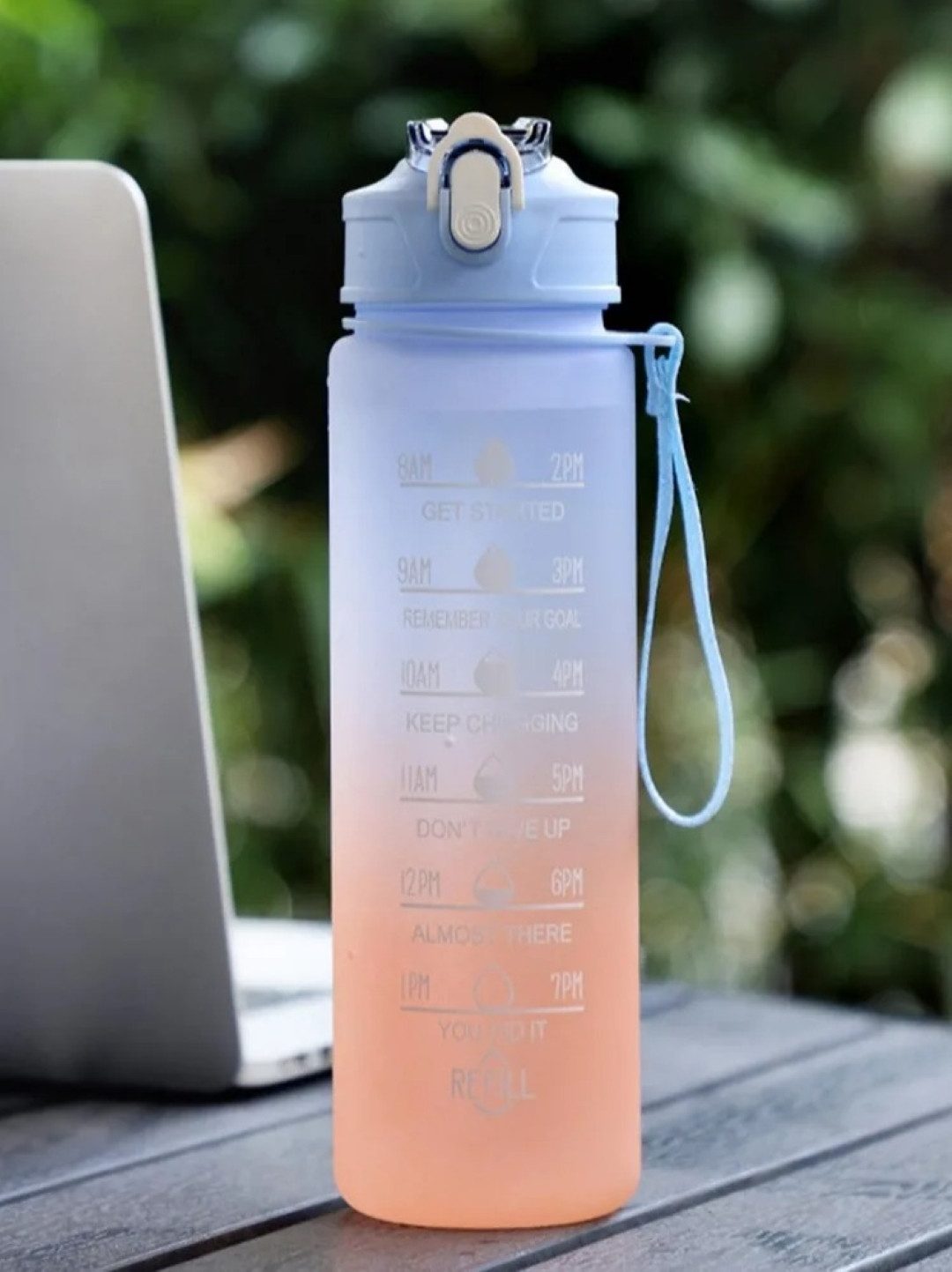 Trinkflasche Tritan Sport Trinkflasche 1l mit Strohhalm und Sicherheitsverschluss.