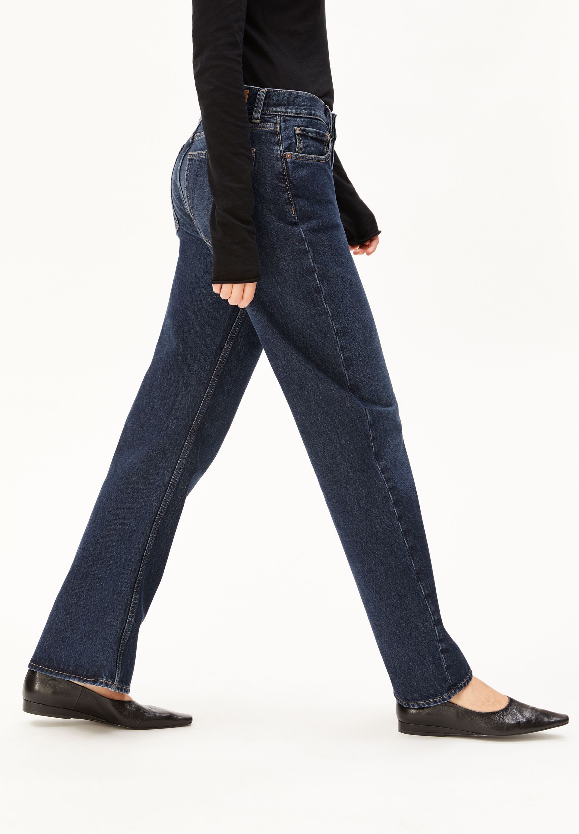 Armedangels Bootcut-Jeans AAKY Jeans aus 100% Bio-Baumwolle (Non-Stretch, Regular Fit) Mid waist – Bild 5 von 5