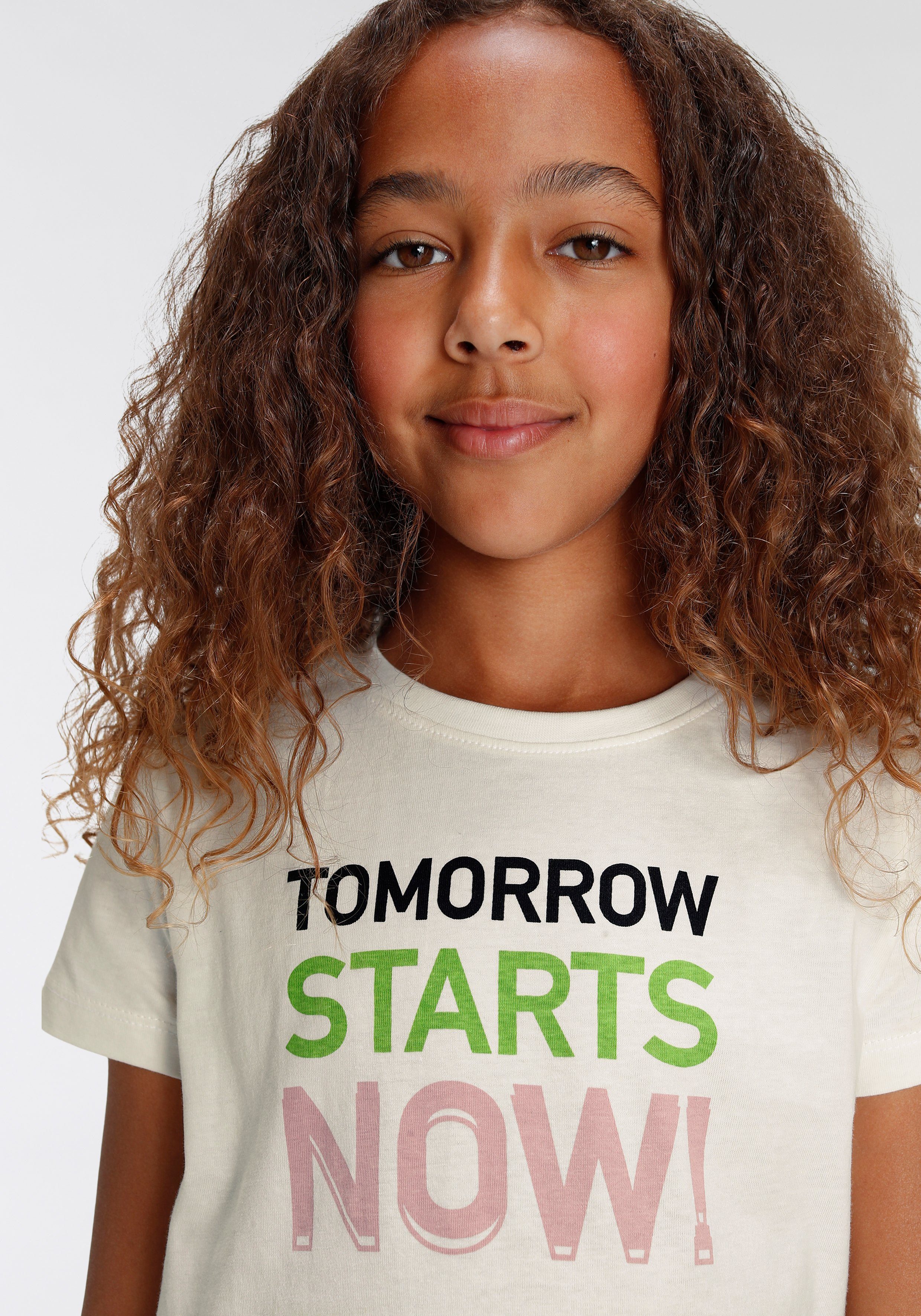 KIDSWORLD T-Shirt Tomorrow starts now! Druck