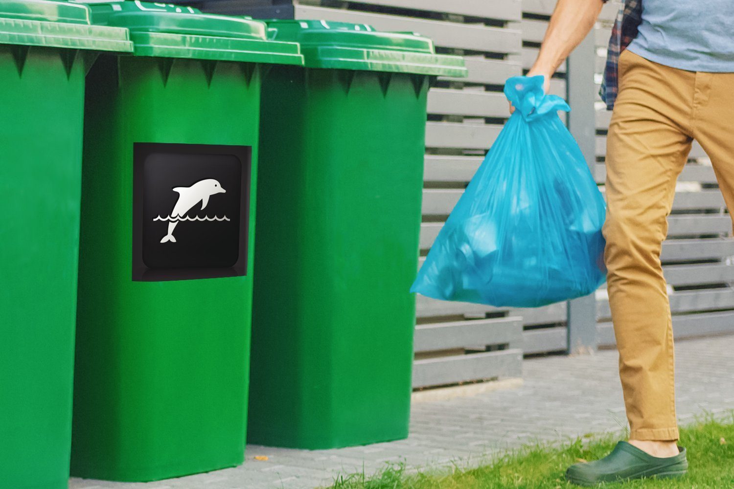 Sticker, Hintergrund Container, Abfalbehälter Wandsticker Mülltonne, schwarzem eines Illustration Mülleimer-aufkleber, Delphins (1 Eine St), auf MuchoWow