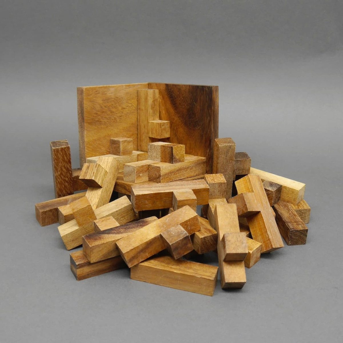 ROMBOL Denkspiele Spiel 125er-Cube - herausforderndes Denkspiel aus edlem Holz für Knobel-Fans, 3D-Puzzle, Holzspiel