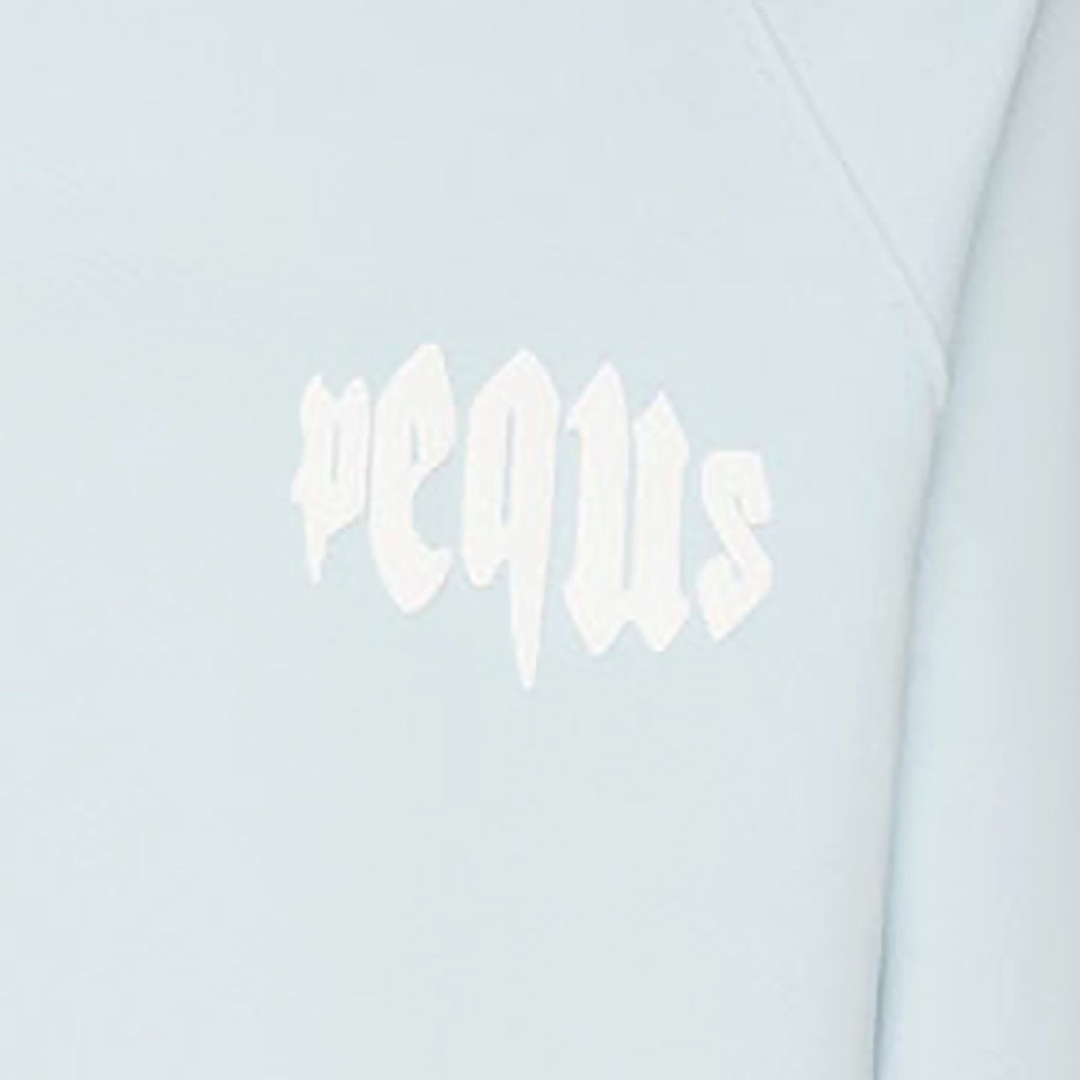 PEQUS Sweater Mythic Chest Logo