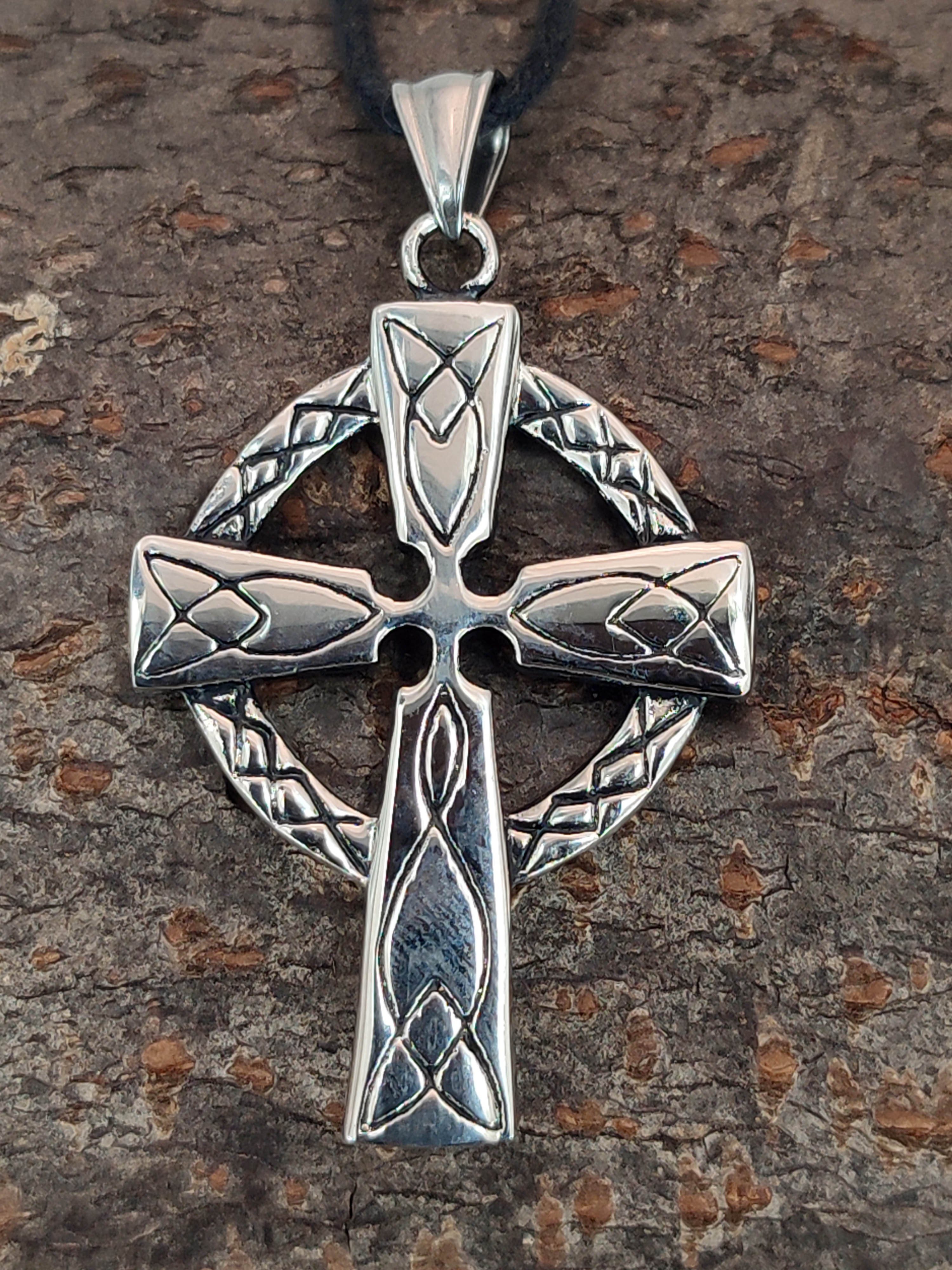 Kiss of Leather Kettenanhänger Keltenkreuz Radkreuz keltisches Kreuz beidseitig Edelstahl