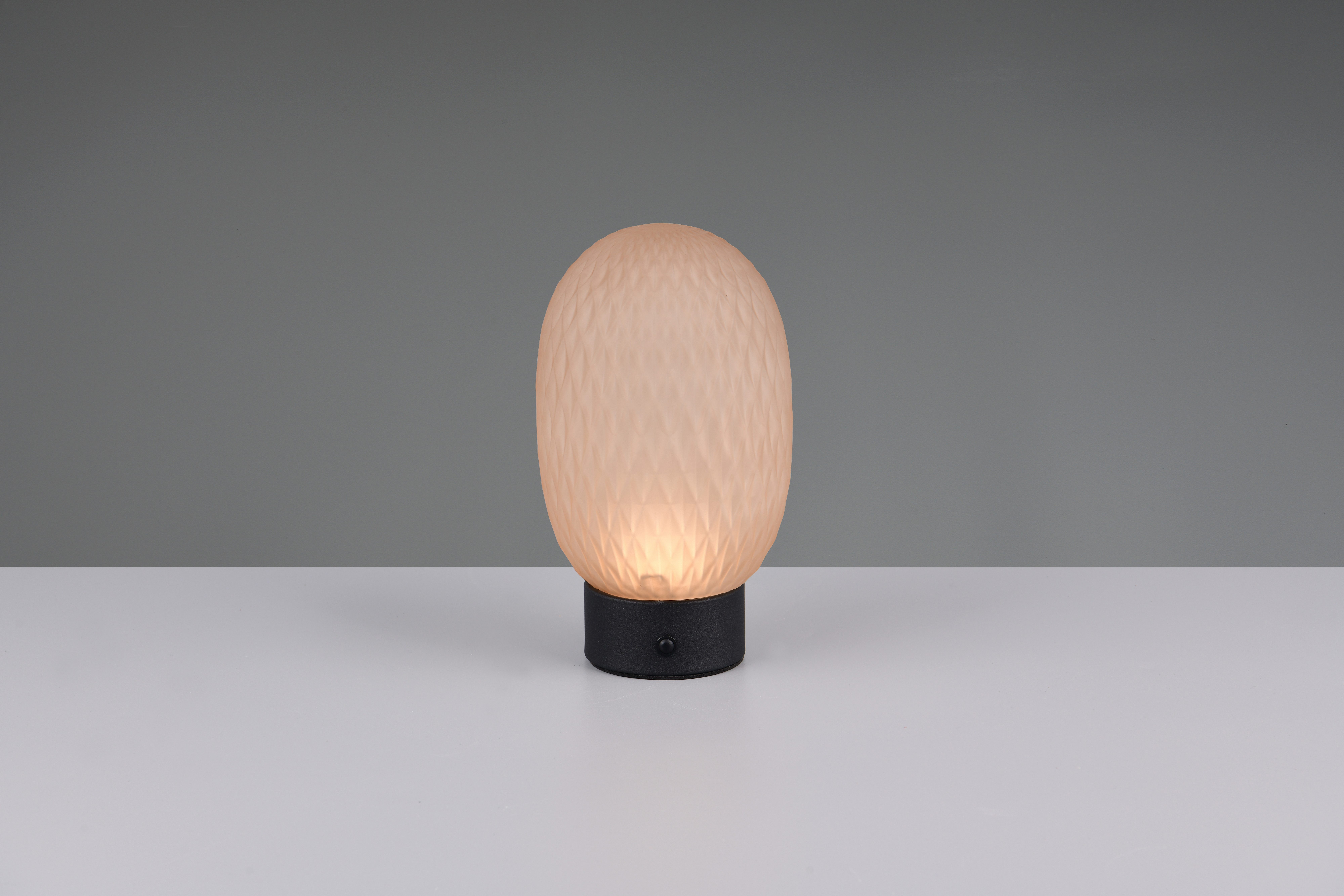 TRIO Leuchten LED Tischleuchte FACETTE, Akku Tischleuchte mit USB-C Anschluss, Touchdimmer, Höhe 20cm, Dimmfunktion, USB-Ladefunktion, mehrere Helligkeitsstufen, LED fest integriert, Warmweiß, kabellose Touch Tischlampe mit Glasschirm, LED warmweiß 3000K 140 Lm