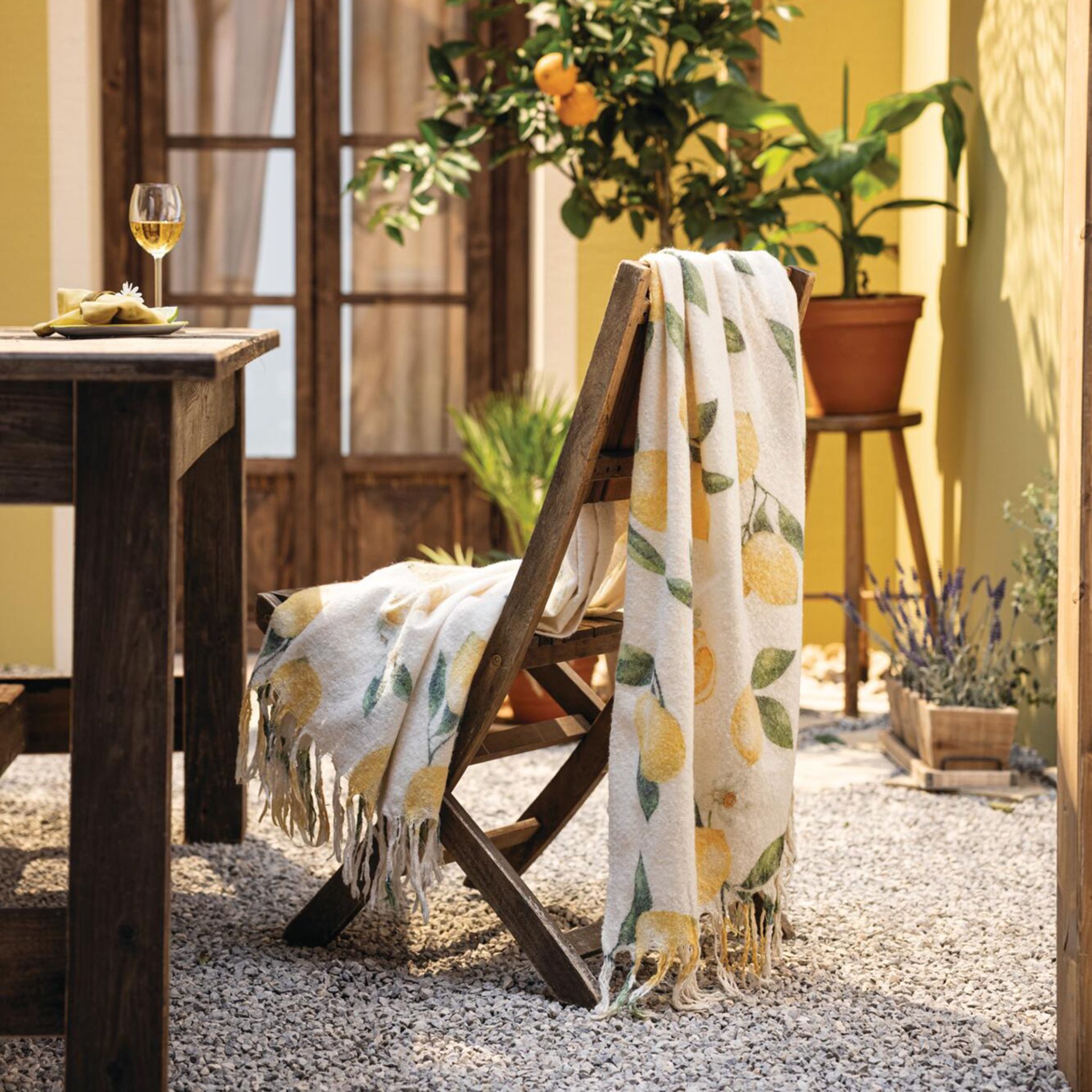 Wohndecke Zitrone Sommer Wohn Decke Sofa Deko Webdecke Fransendecke mediterran, Home-trends24.de