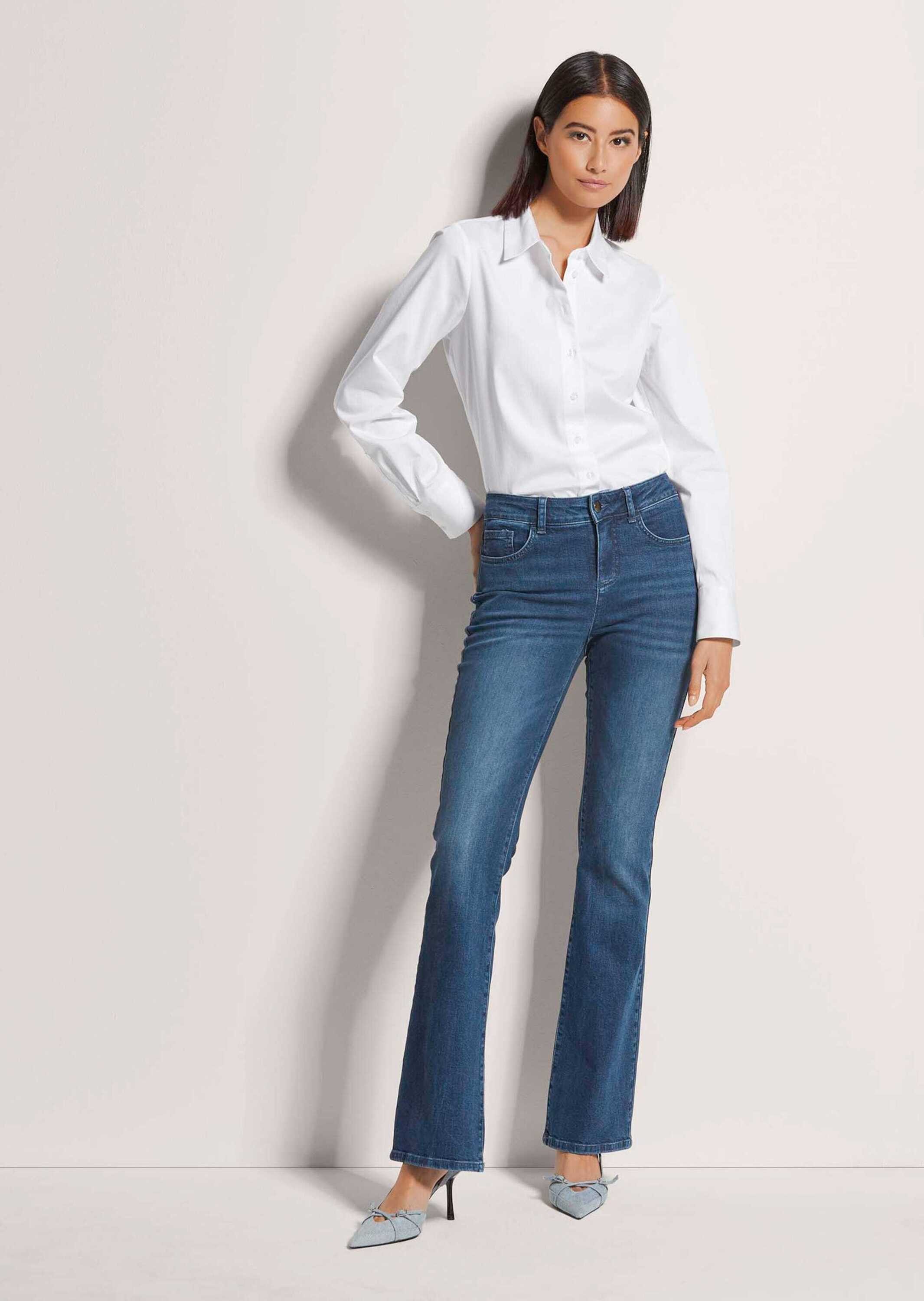 MADELEINE Gerade Jeans Five-Pocket-Jeans im Bootcut-Style Denimjeans mit ausgestellten langen Beinen und Ziersteppnähten
