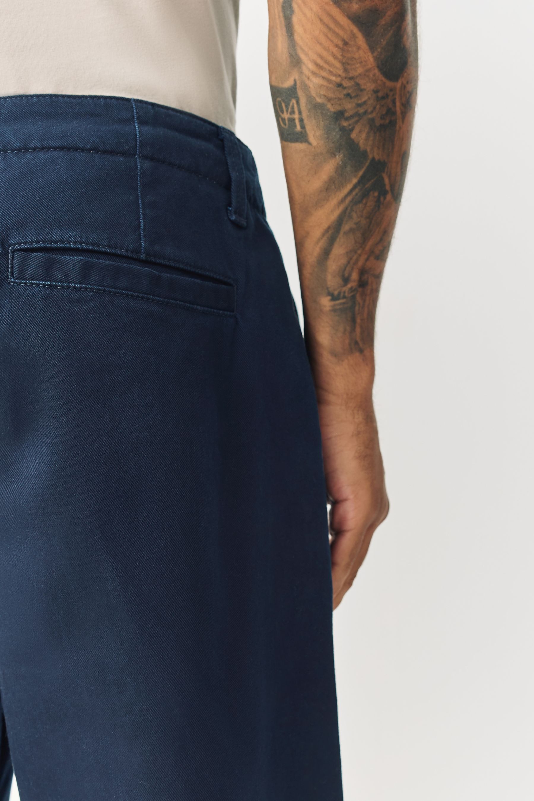 Next Stoffhose Stretchhose mit Barrel-Bein aus Baumwolle (1-tlg)