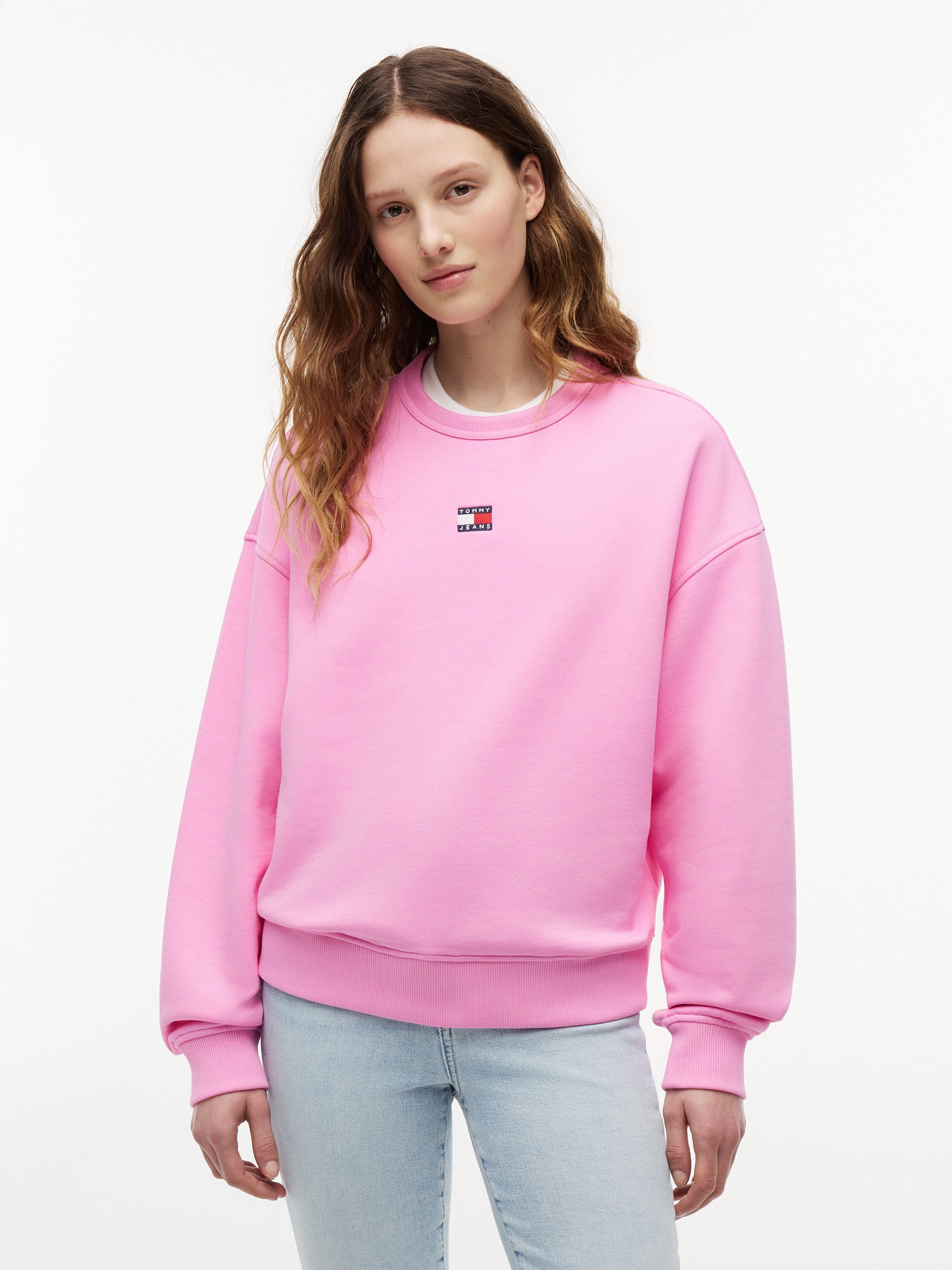 Tommy Jeans Kapuzensweatshirt TJW BXY BADGE CREW EXT Baumwolle, Kängurutasche