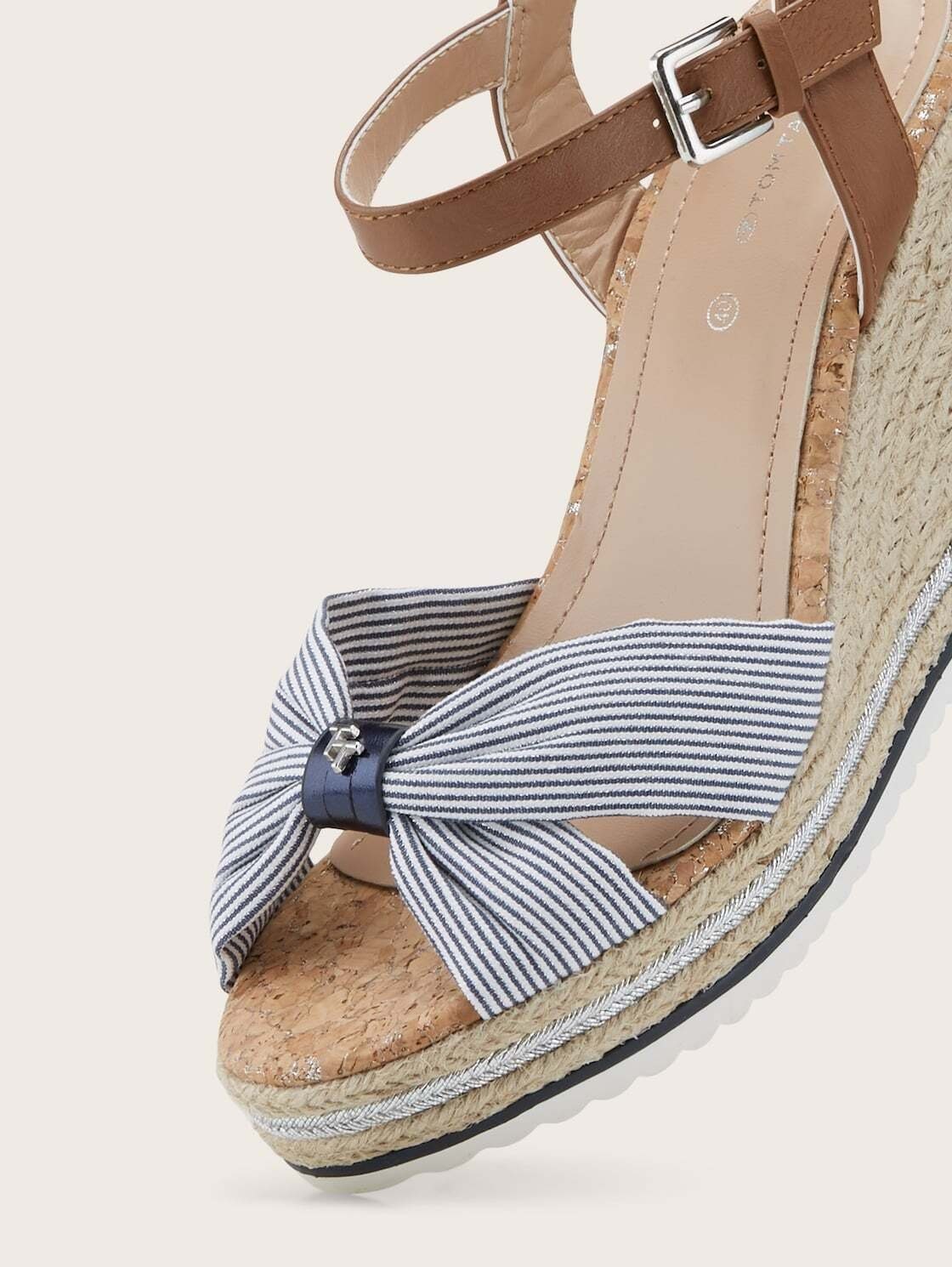 TOM TAILOR Shoes Licence Keilsandalette (1-tlg) Sandalen mit Keilabsatz 