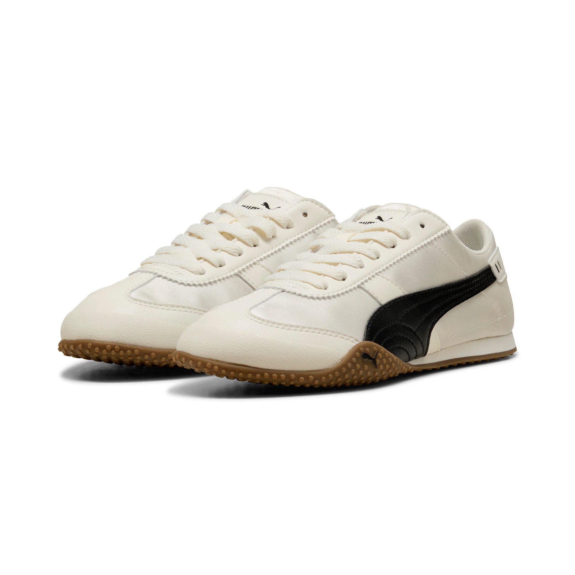 Puma BELLA UT FC Sneaker für Alltag, mit Schnürung, Laufsohle aus Gummi mit leichtem Profil