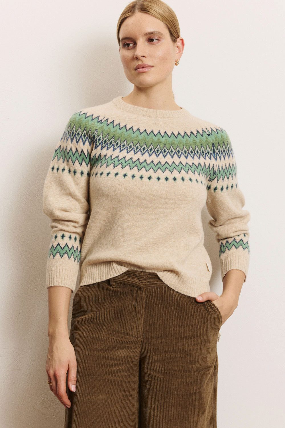 Tranquillo Rundhalspullover Damen AUREAA aus Lammwolle Passe im nordischen Jacquard-Design Strickpullover aus RWS-zertifizierte Schurwolle warm & atmungsaktiv