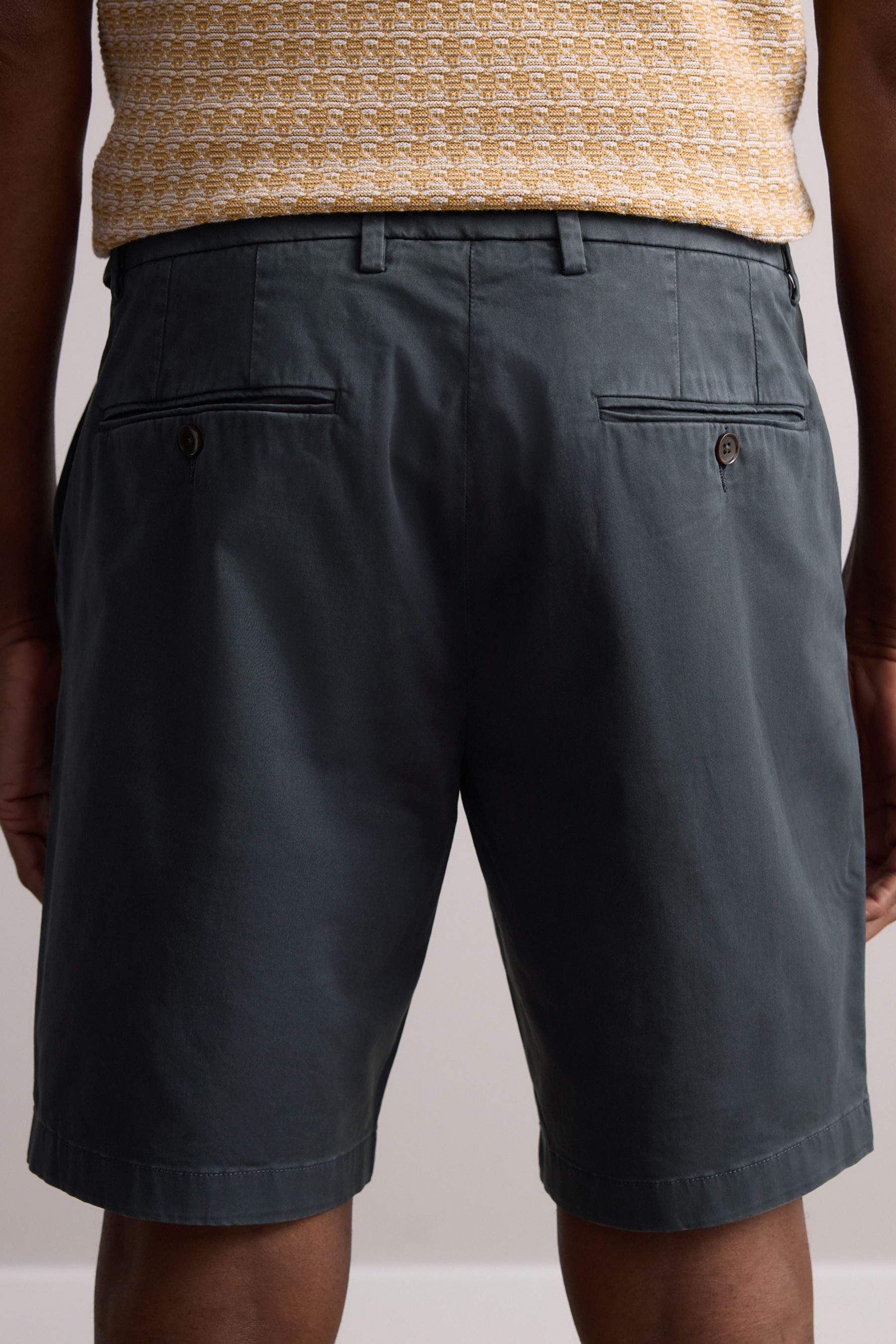 Next Shorts Chino-Shorts aus Satin (1-tlg) günstig online kaufen