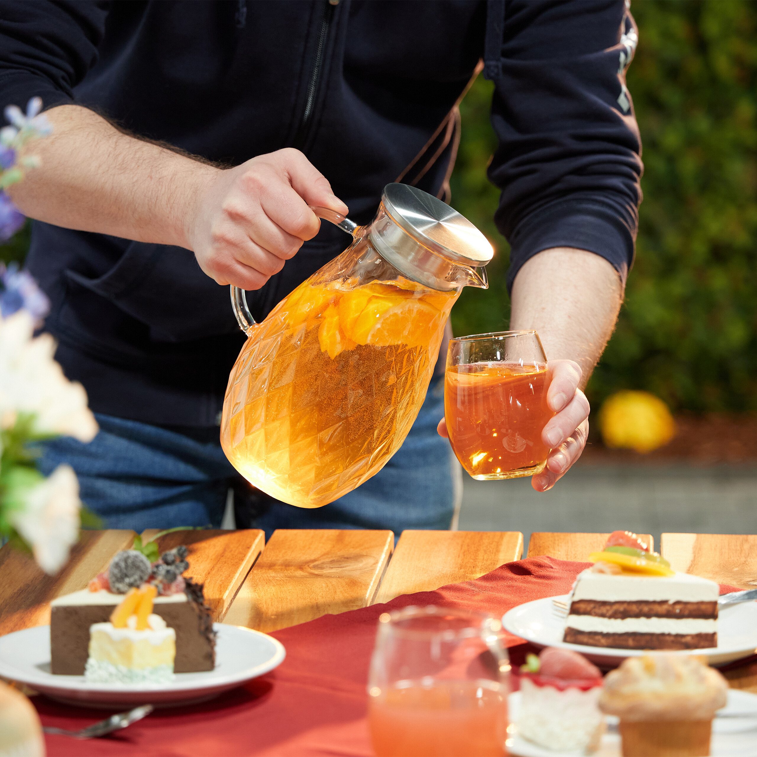 relaxdays Karaffe Glaskaraffe mit Deckel 2 Liter, (1-tlg)