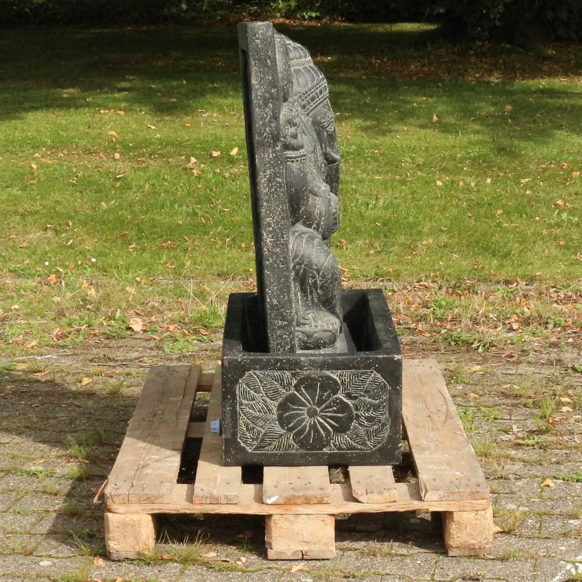 Oriental Galerie Dekofigur Ganesha Brunnen Relief Garten Figur Gartenfigur aus Lavastein 92 cm (1 St)