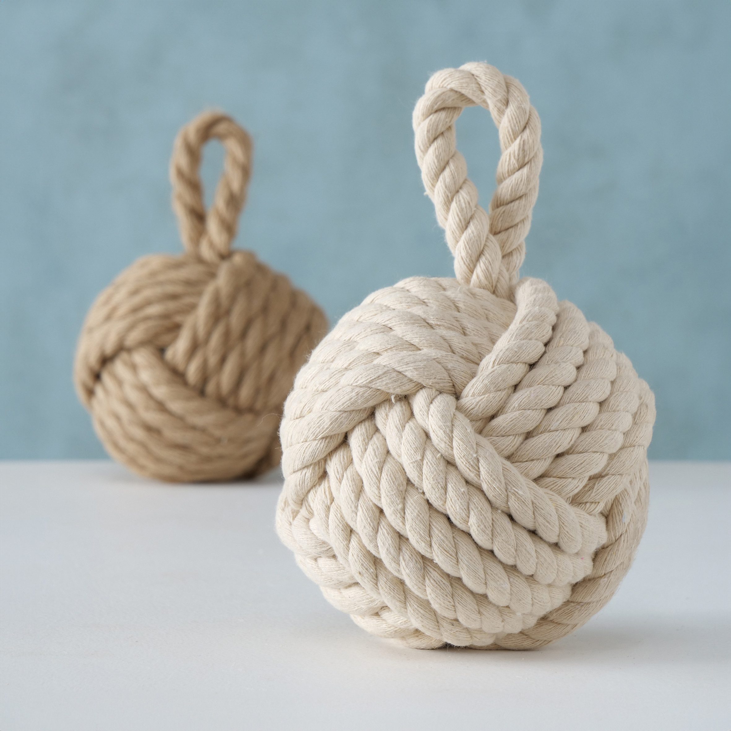 Spetebo Bodentürstopper Türstopper Jute Knoten 2er Set in creme und beige - 14 cm (Set, 2 St., Juteknoten Türstopper), Türpuffer Kugel aus Strick im maritimen Design
