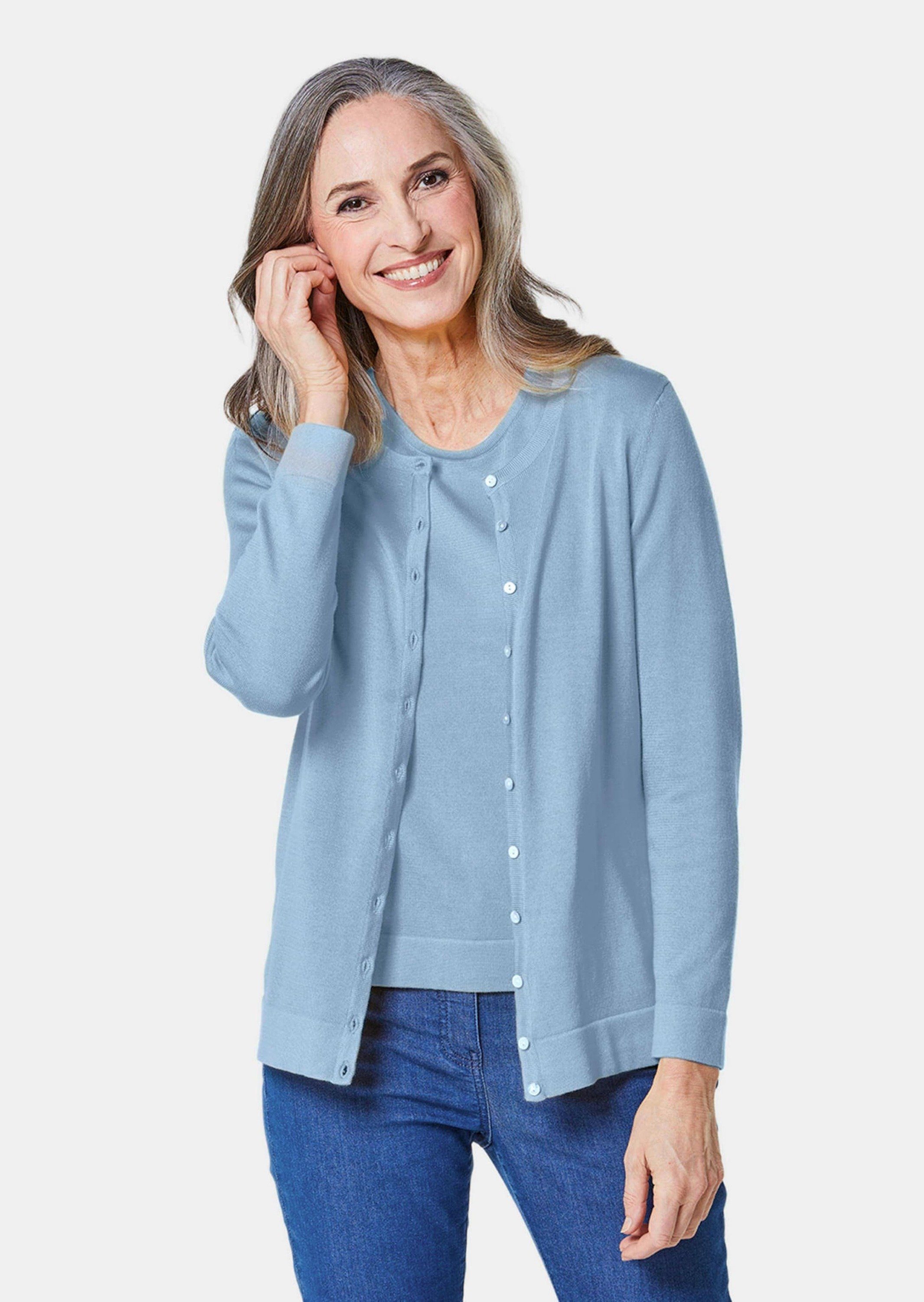 GOLDNER Strickpullover Kurzgröße: Figurnahes Twin-Set aus Pima-Baumwolle Zweiteiliges Damen-Strickset aus Pima-Baumwolle mit Glanz