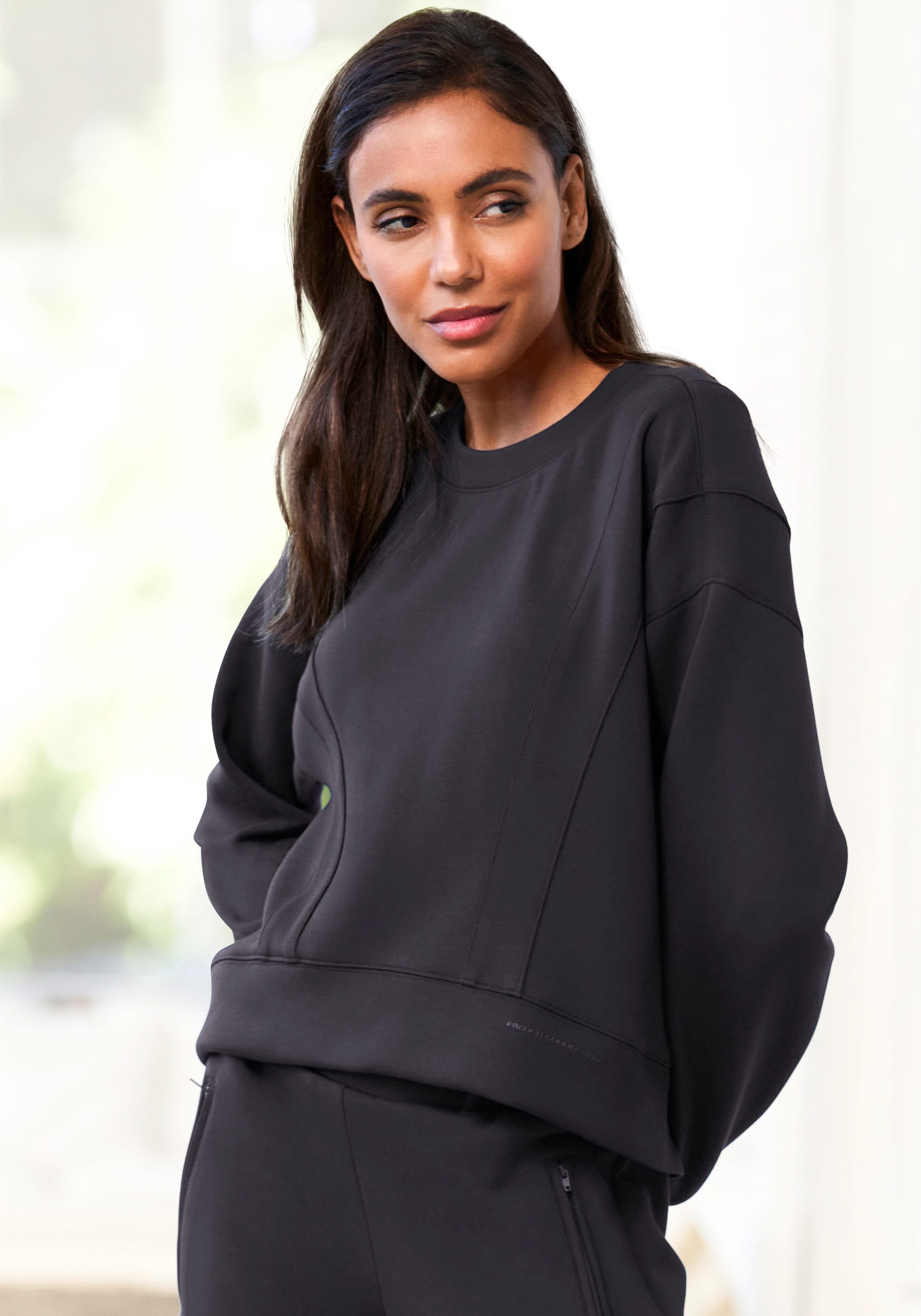 French Connection Sweatshirt mit überschnittenen Schultern