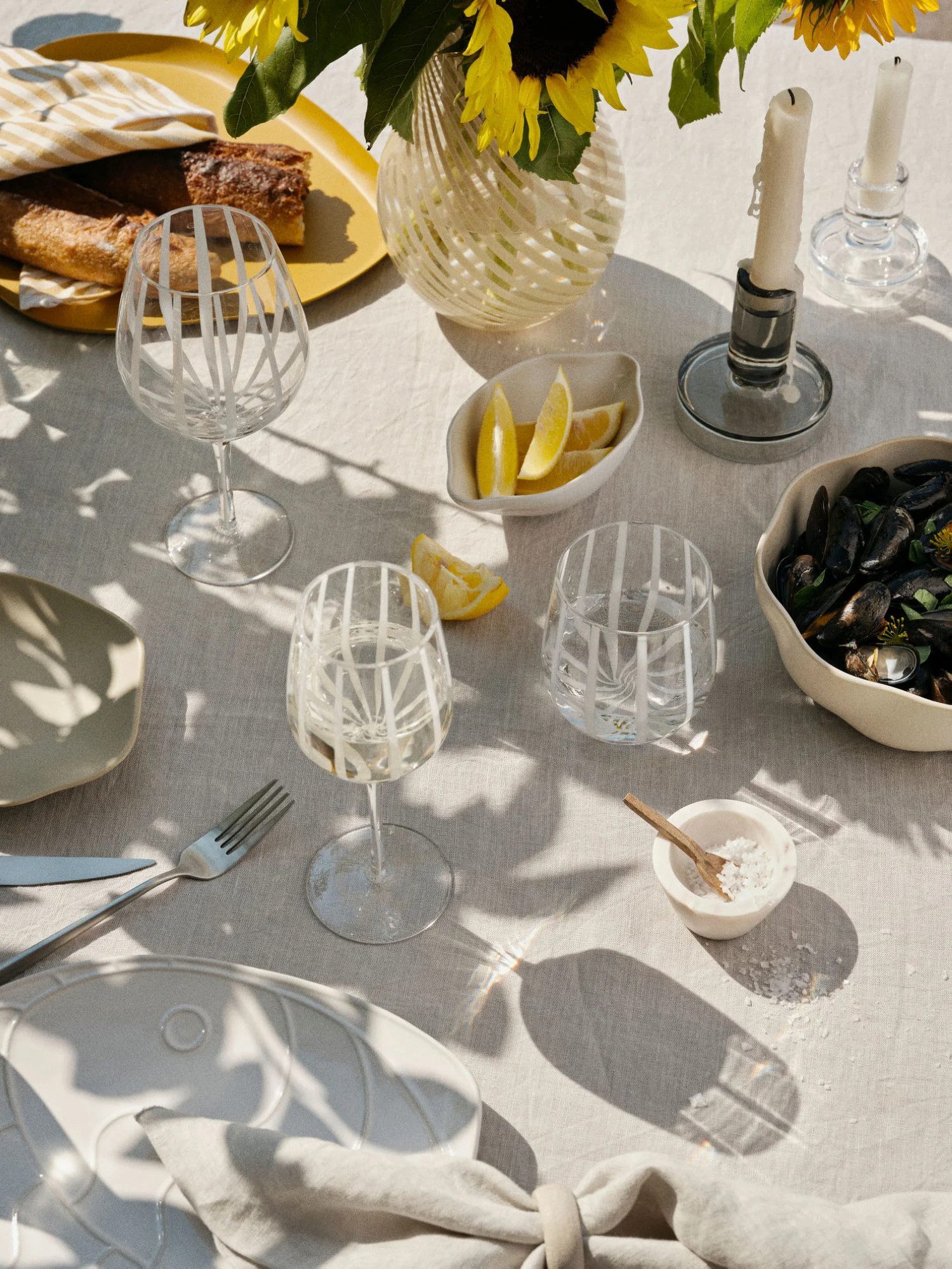 Broste Copenhagen Rotweinglas Broste Copenhagen Stripe Rotweinglas 65 cl, Glas, Mundgeblasenes Glas