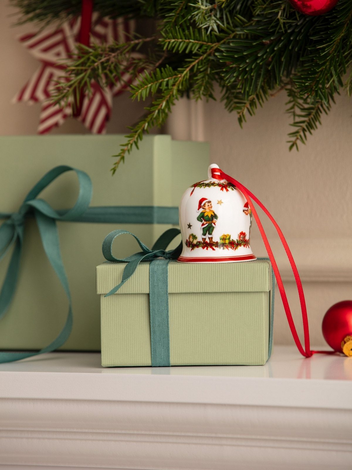 Villeroy & Boch Weihnachtsbaumkugel Annual Christmas Edition Jahres-Glocke 2026 – Bild 4 von 4