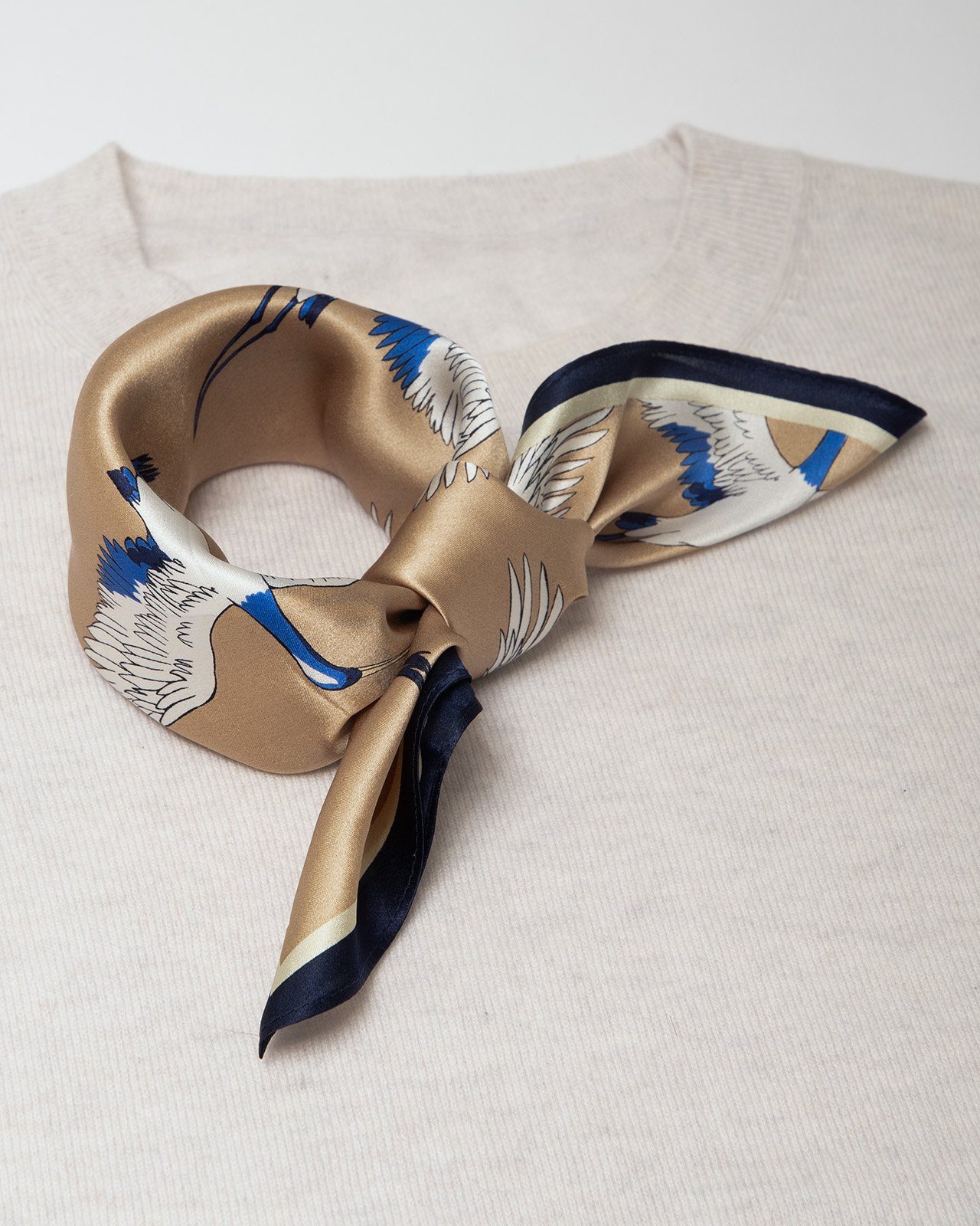 MayTree Seidentuch quadratisch Kranich 53x53, Nickituch, Bandana-Schal, (St günstig online kaufen