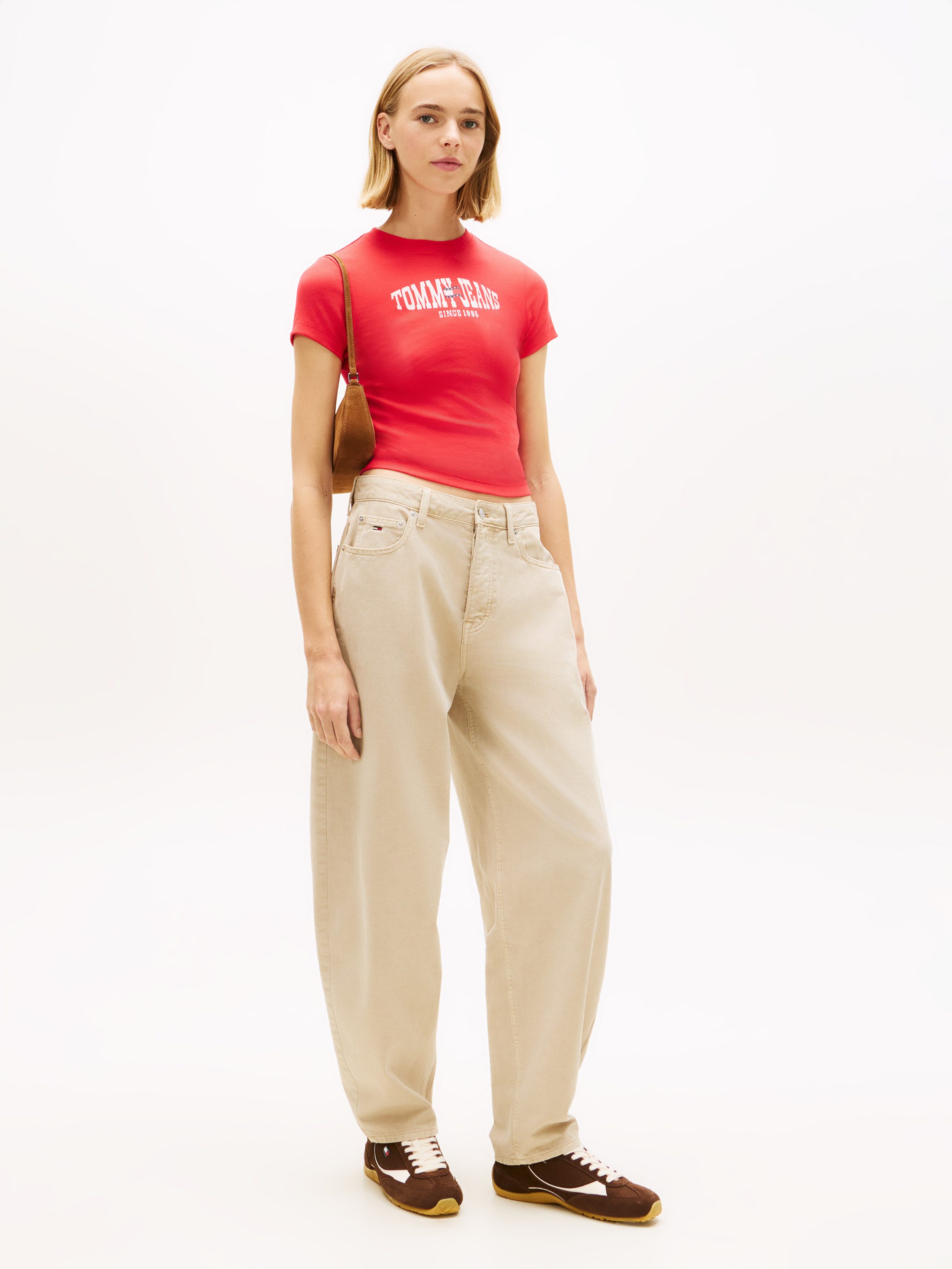 Tommy Jeans Kurzarmshirt TJW SLIM SHORT WAVY FLAG SS TEE mit Logoprint