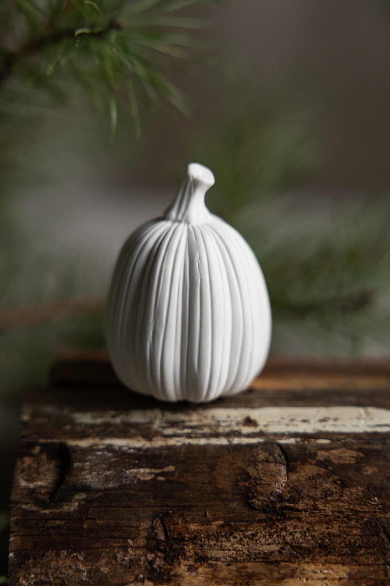 Storefactory Dekoobjekt Kürbis Tranhult Herbstdeko Keramik Weiß, Halloween deko