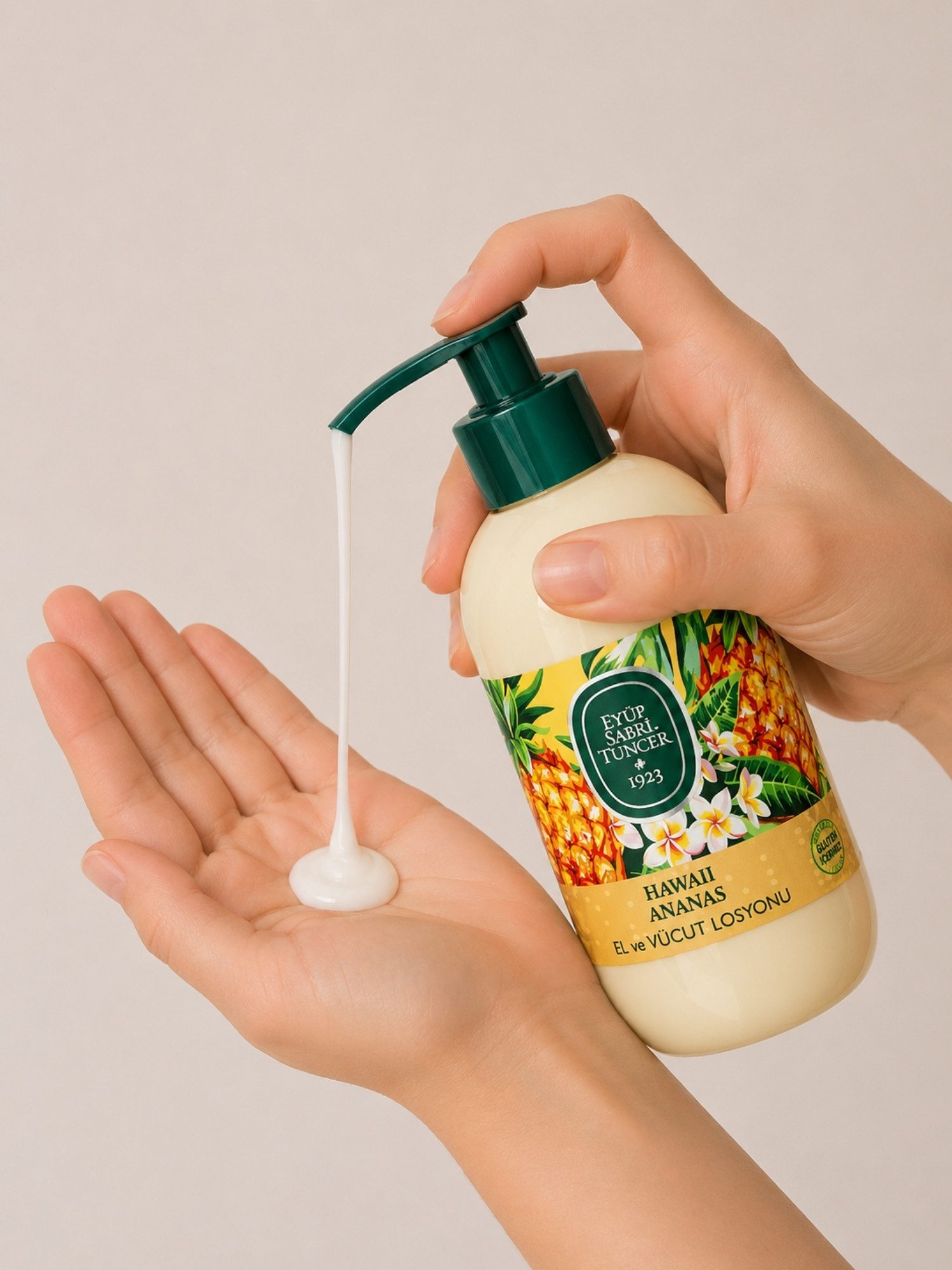 EYÜP SABRI TUNCER Körperlotion Vegan Hand & Körper Lotion mit Vitamin E für alle Hauttypen, Vegan, Dermatologisch getestet, Glutenfrei, Mit Vitamin E