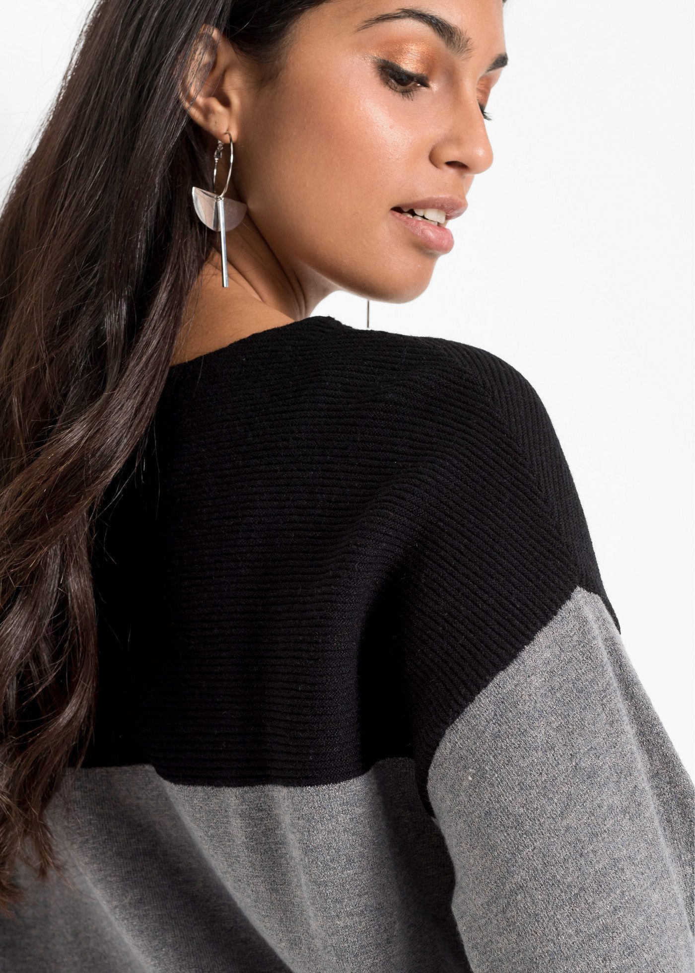 bonprix Strickpullover im Viskose-Mix, mit U-Boot-Ausschnitt, oversized