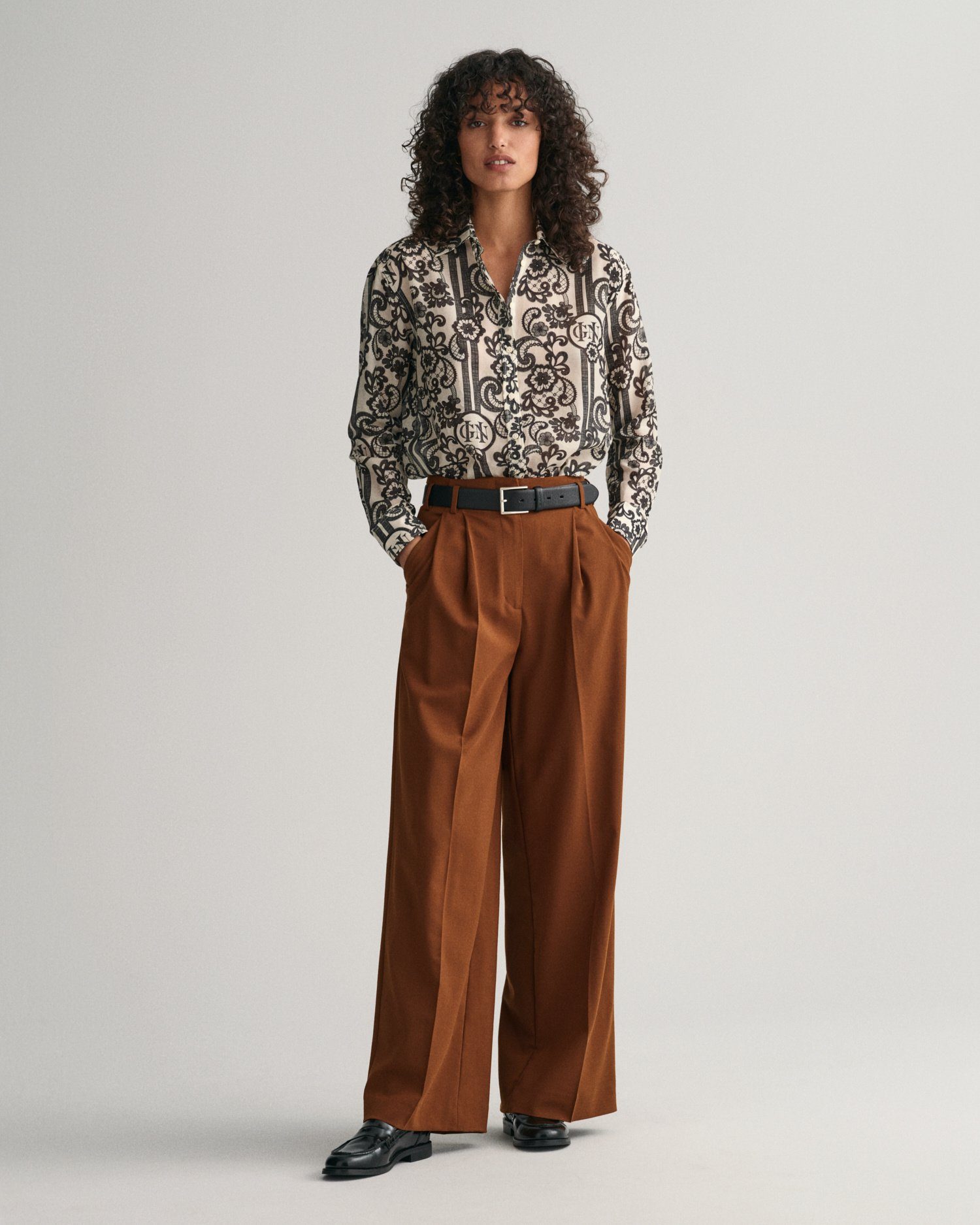 Gant Klassische Bluse Relaxed Fit Baumwoll Seiden Bluse mit Spitzen-Print