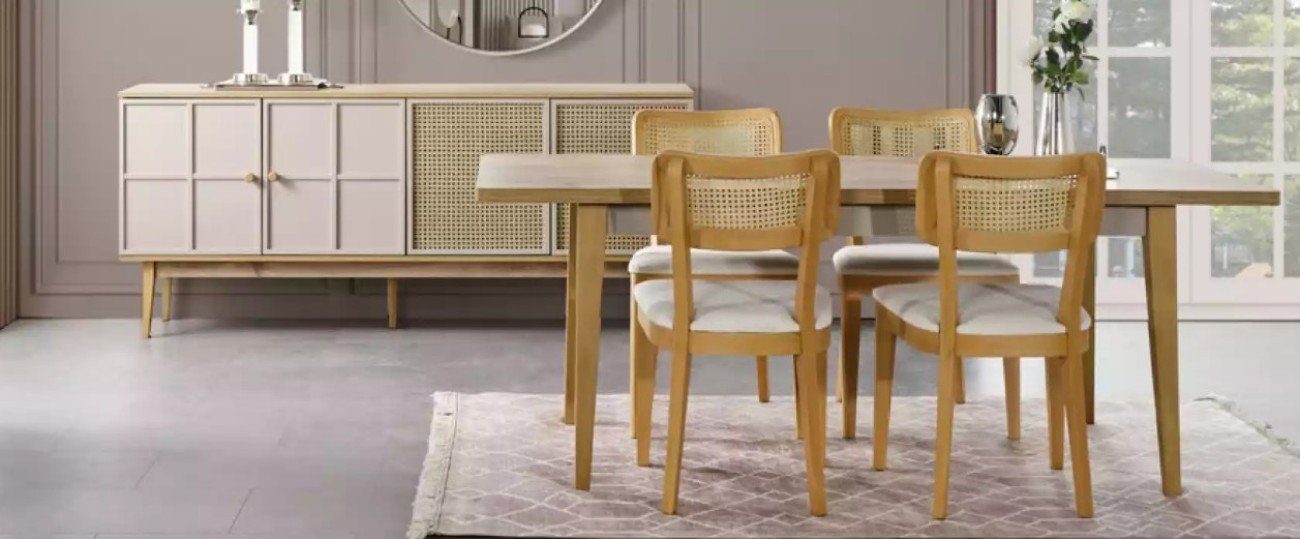 Italy JVmoebel Klassische 4 4х Garnitur (5-St., Made Stühle x in Esszimmer-Set 1x + Esstisch Essgruppe Tisch Stühle), Esstisch Set 5tlg.,