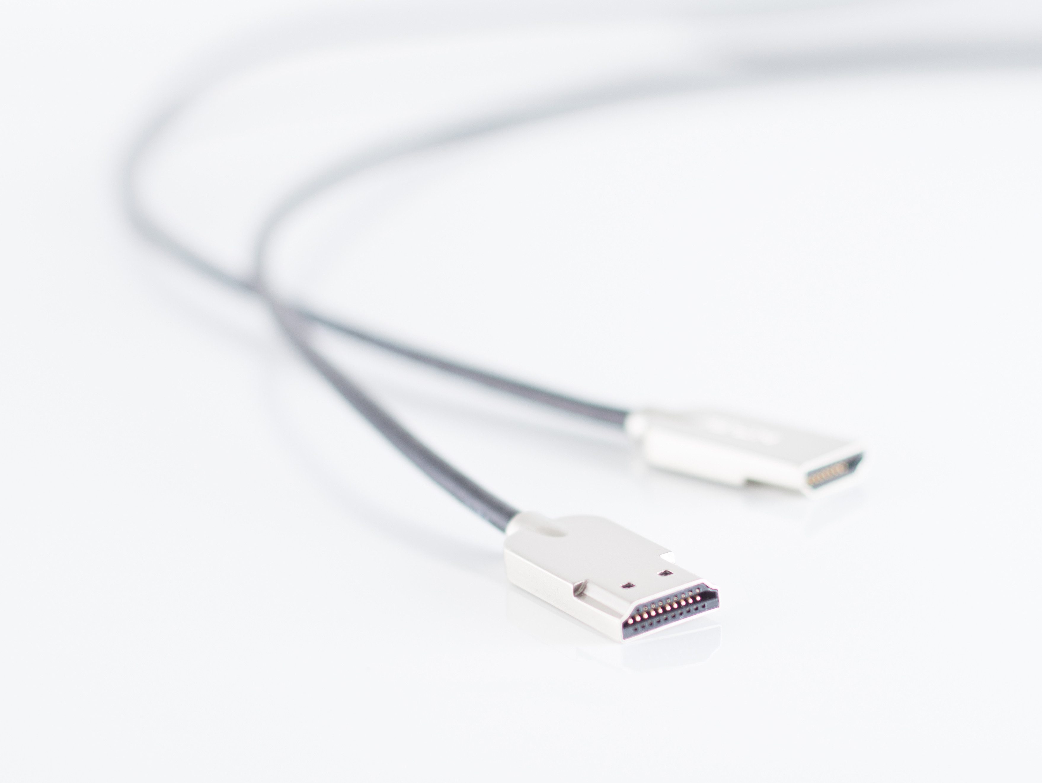 Sky Vision Slim Line 3,6 mm Ø, 4k 60 Hz HDMI-Kabel, HDMI Typ A, HDMI Typ A (50 cm), HDMI 2.0, 18Gbit/s, HDR10, ARC & CEC, Dolby Atmos
