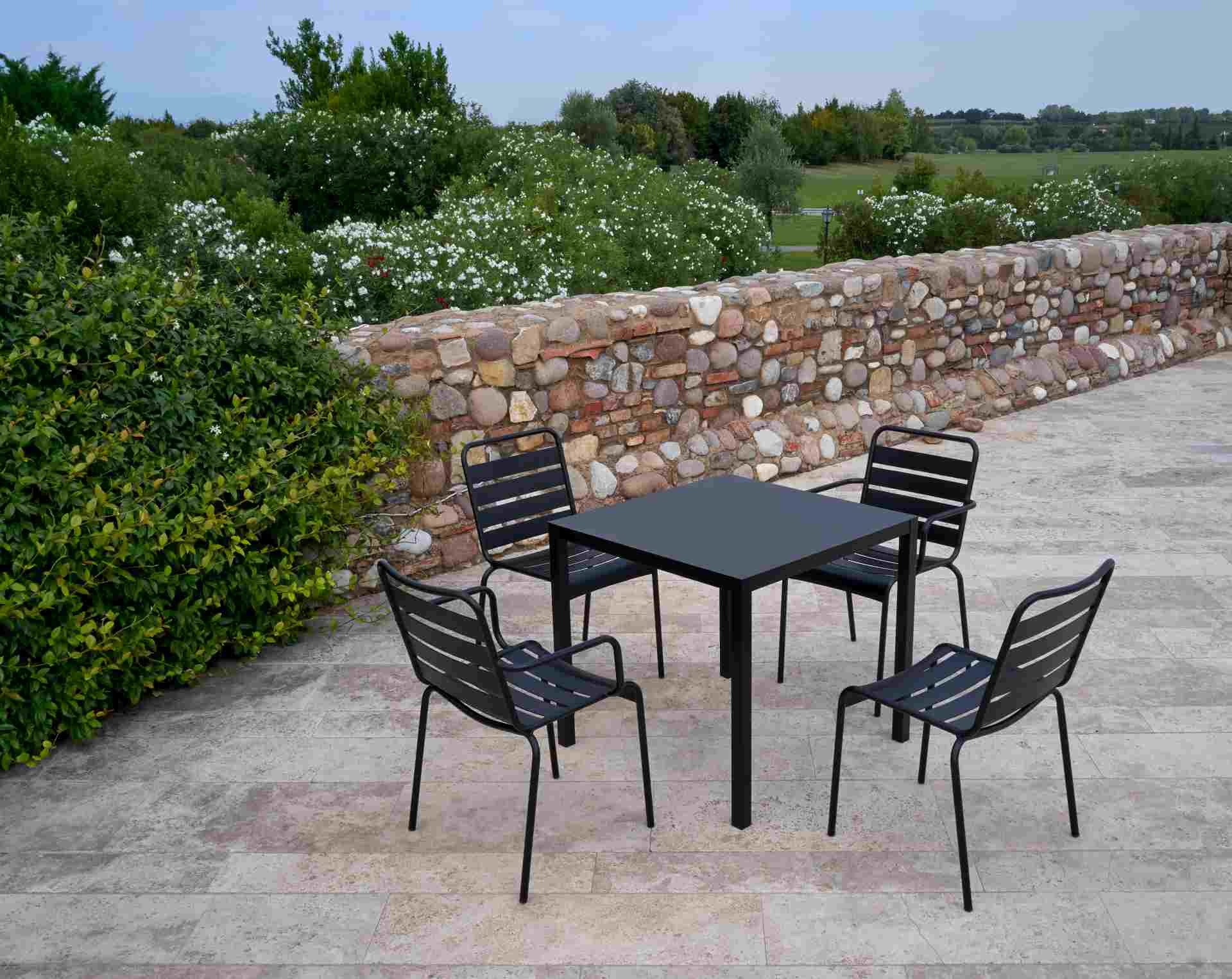 Fiam Stuhl Mya Metal aus Aluminium, Schwarz
