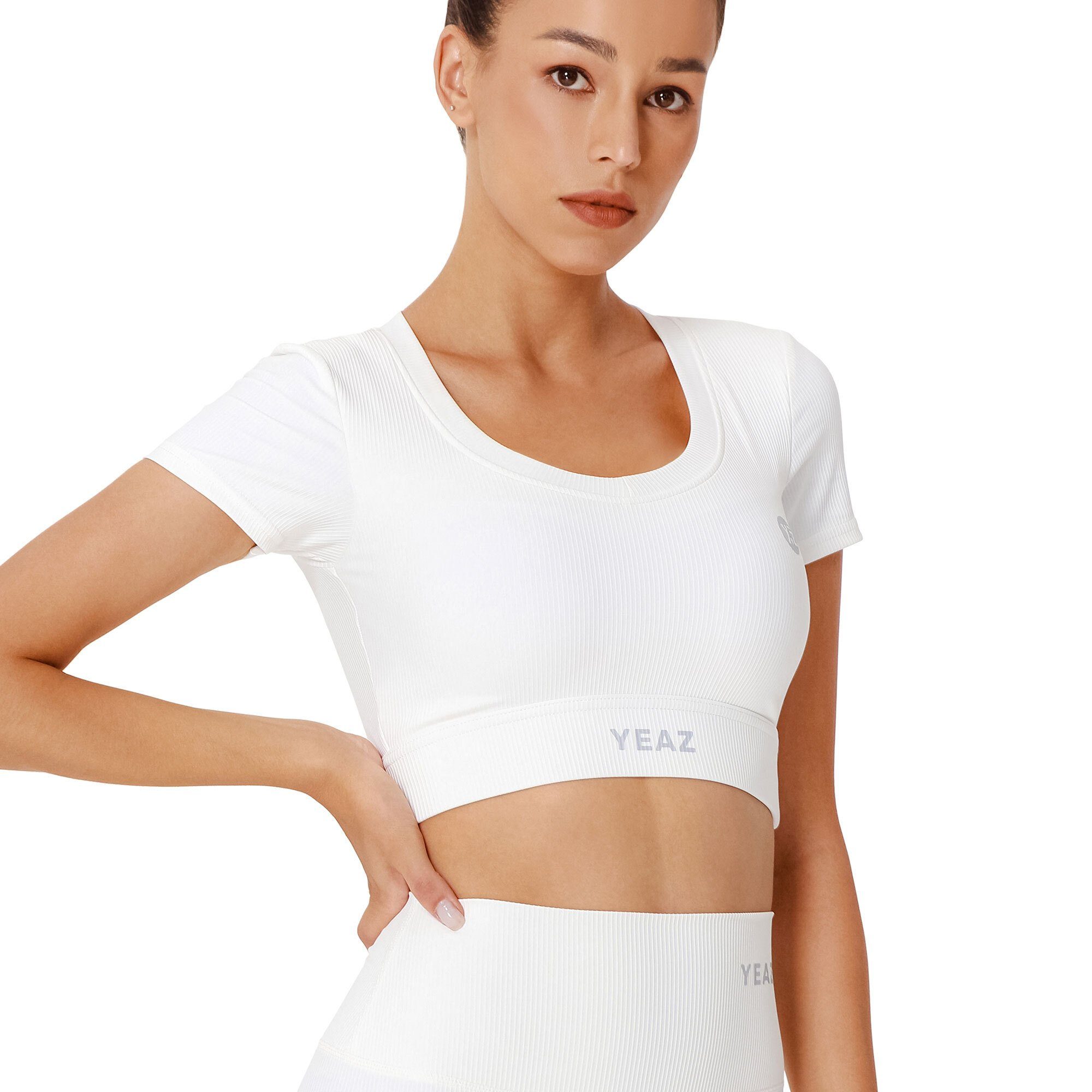 YEAZ Yogatop CLUB LEVEL SHORT TOP (1-tlg) Stylisches Top für Studio, Lounge oder Street Look