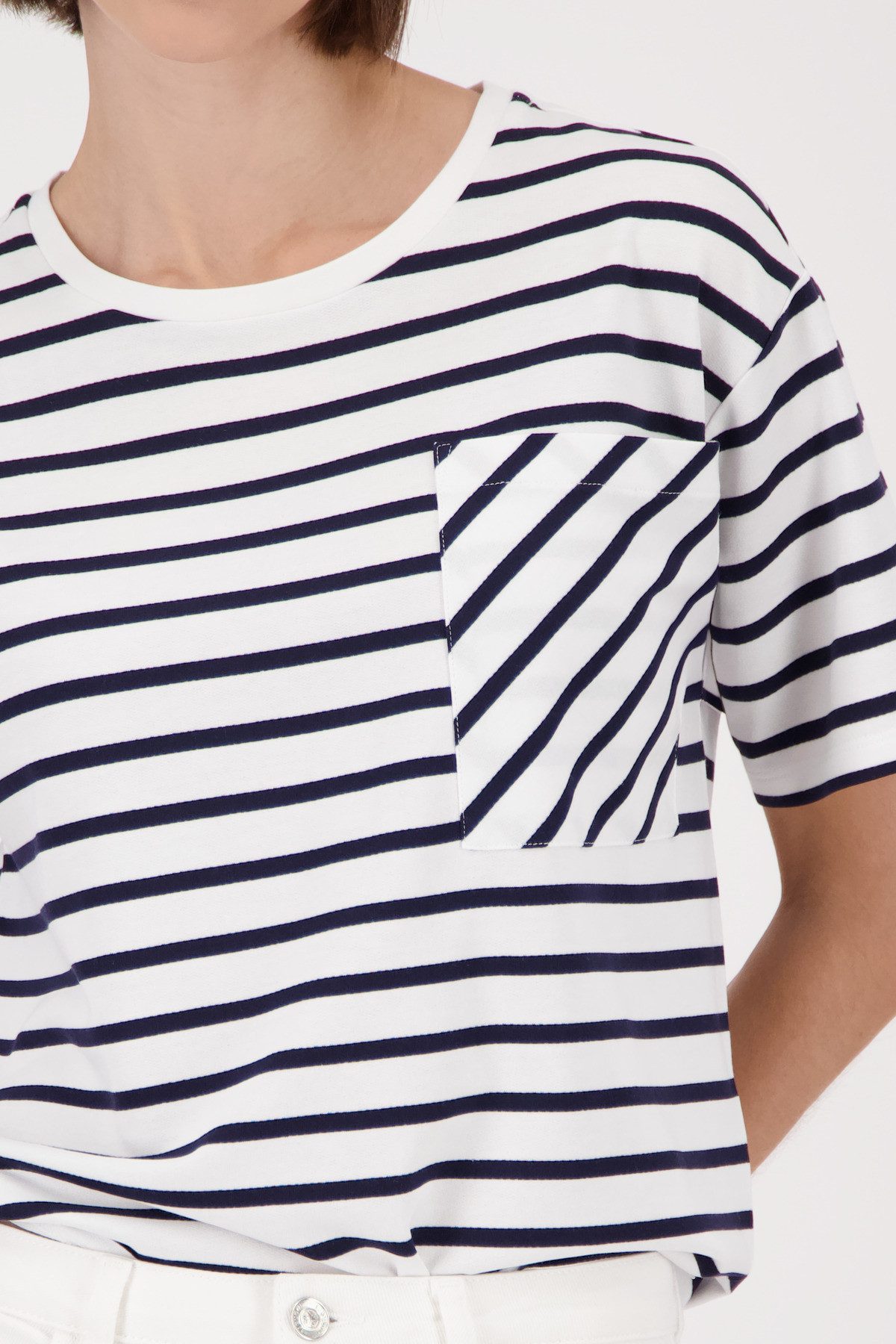 Monari T-Shirt Regular fit mit Rundhalsausschnitt – Bild 4 von 5