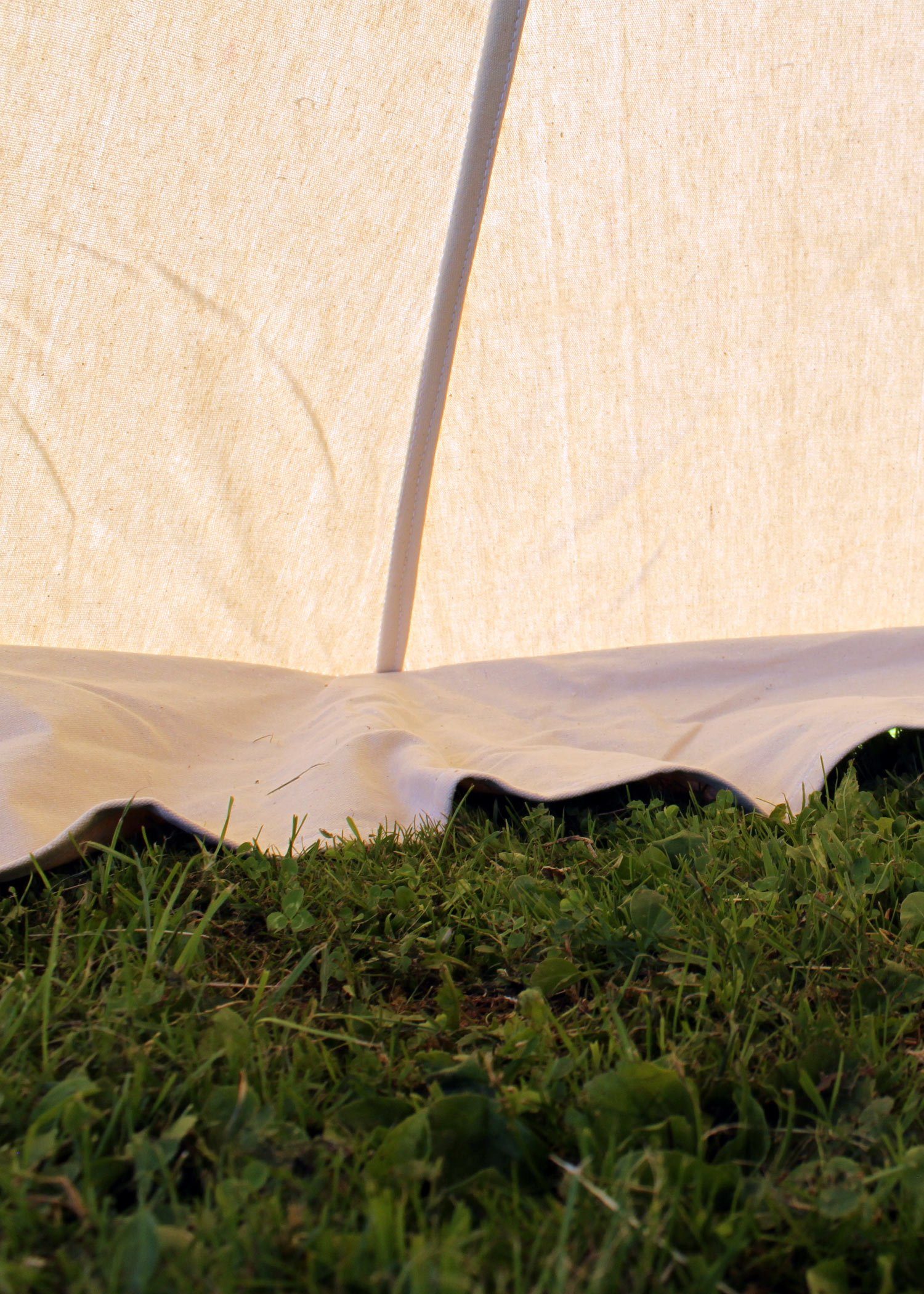 Battle Merchant Gruppenzelt Ritterzelt Herold, 4 x 4 m, 425 gsm, naturfarben