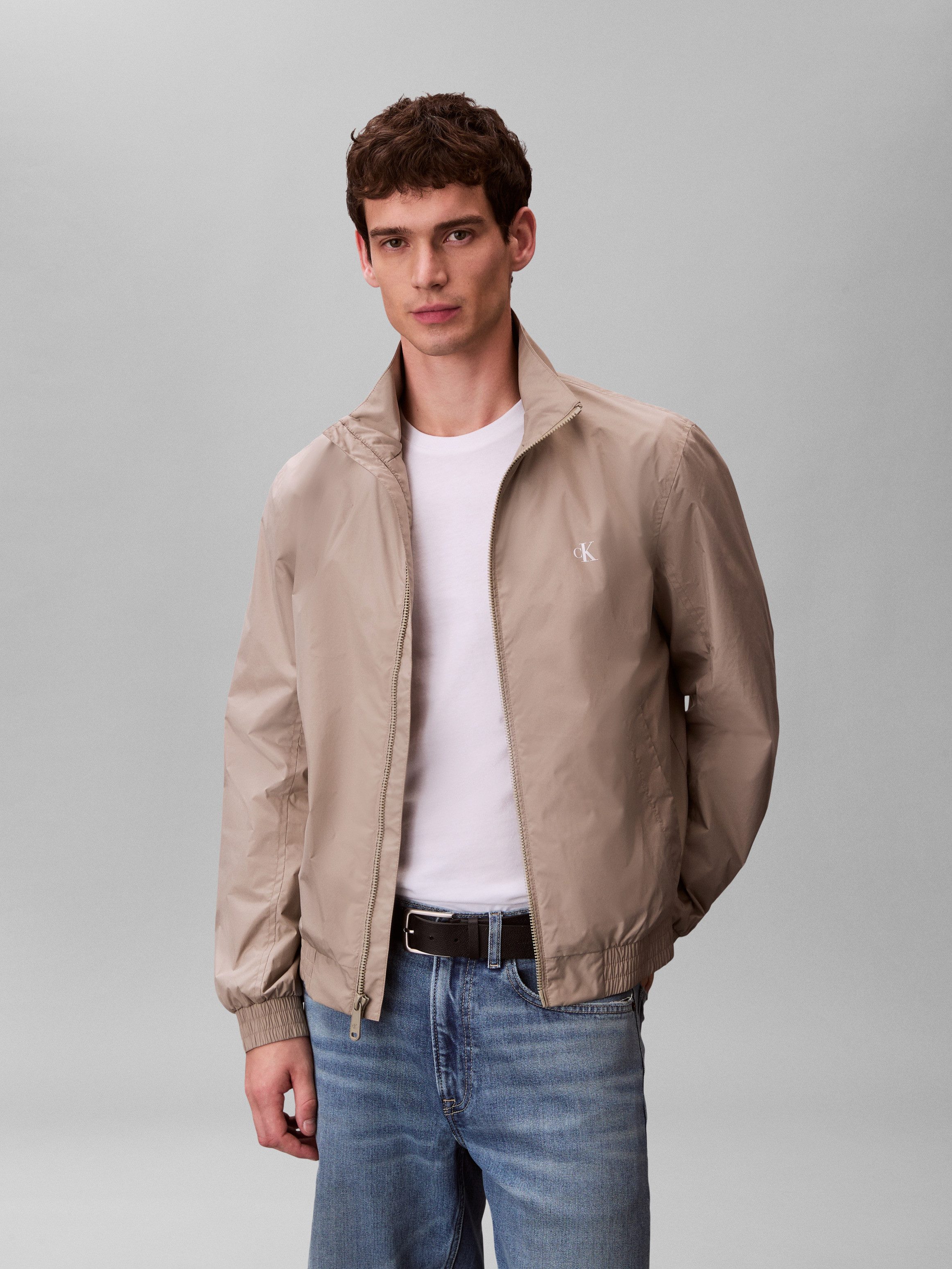 Calvin Klein Jeans Windbreaker UNFILLED NYLON Regular fit mit Stehkragen