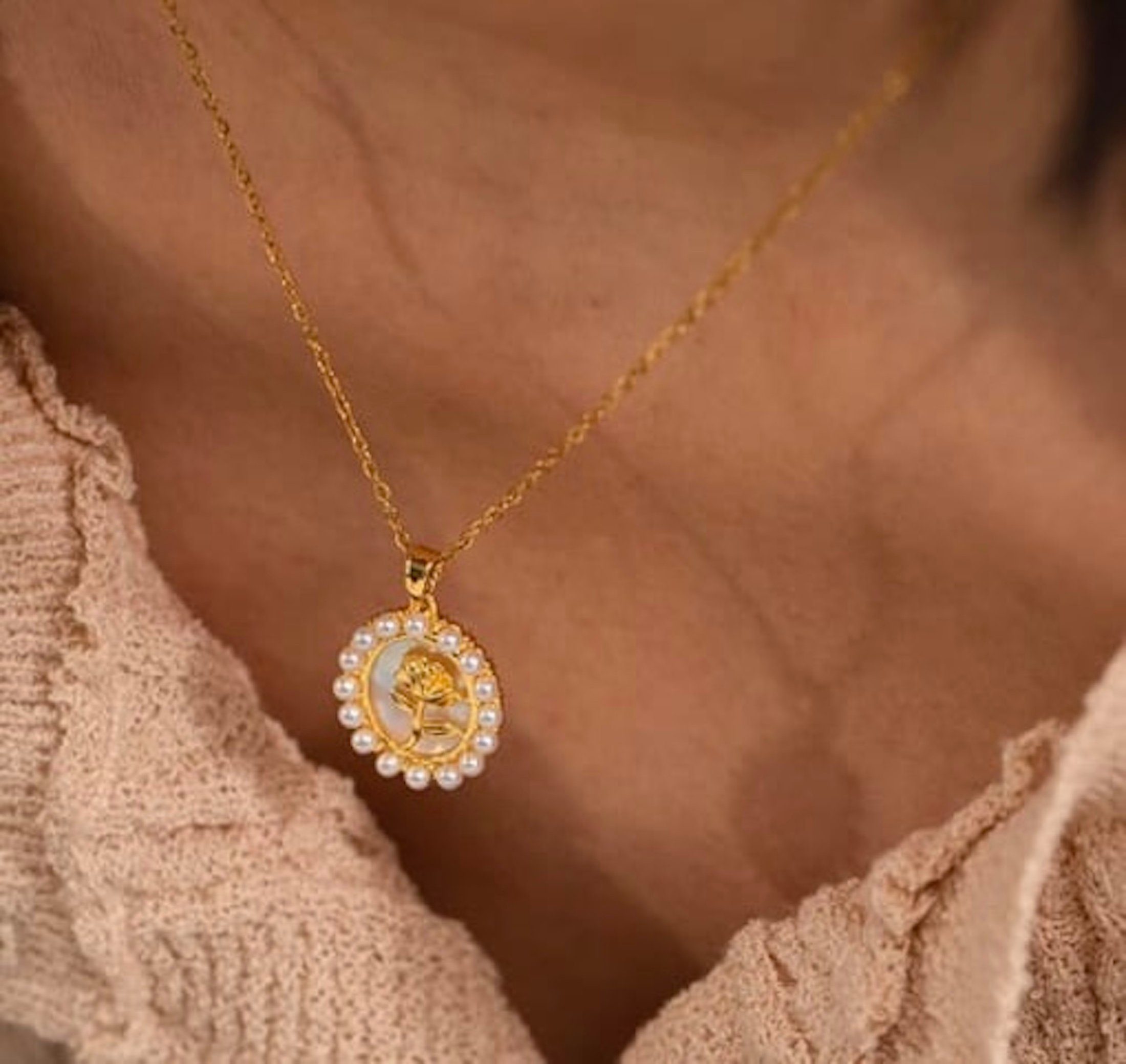 Brautkrone mit Anhänger Perlen Accessoires Perlen Rose Schmuck Vintage Braut Kette Halskette